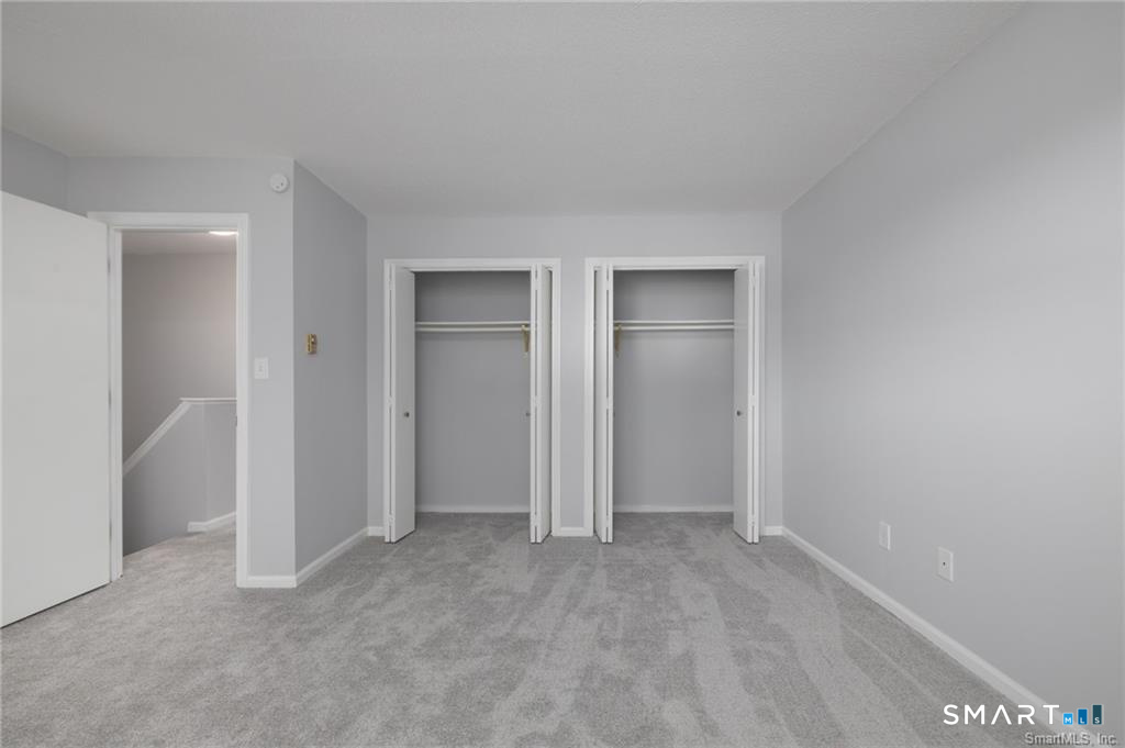 565 Clark Avenue Unit #6 photo 16