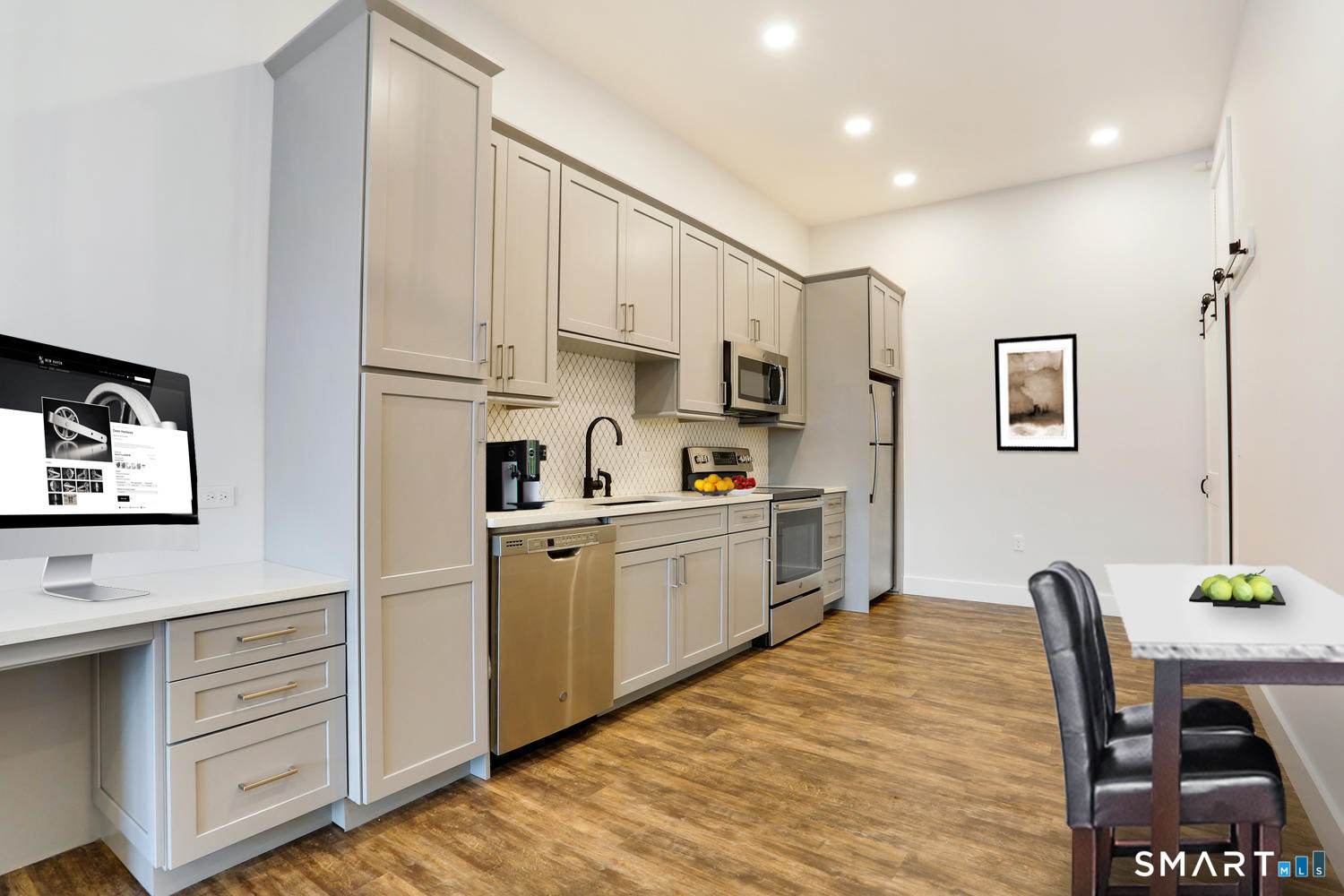 44 Greenwich Avenue, Greenwich, Connecticut photo 4