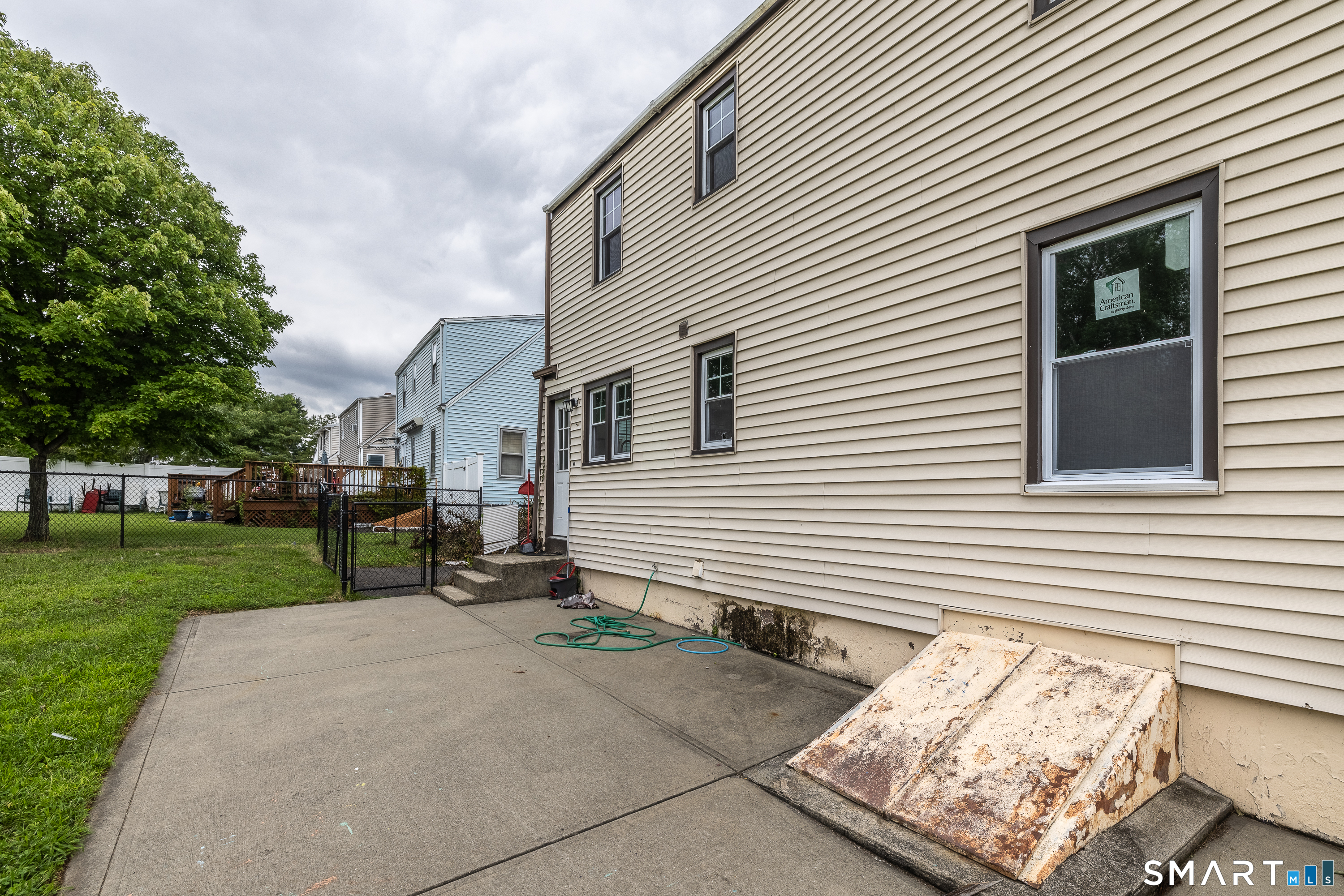 118 Bryden Terrace photo 29