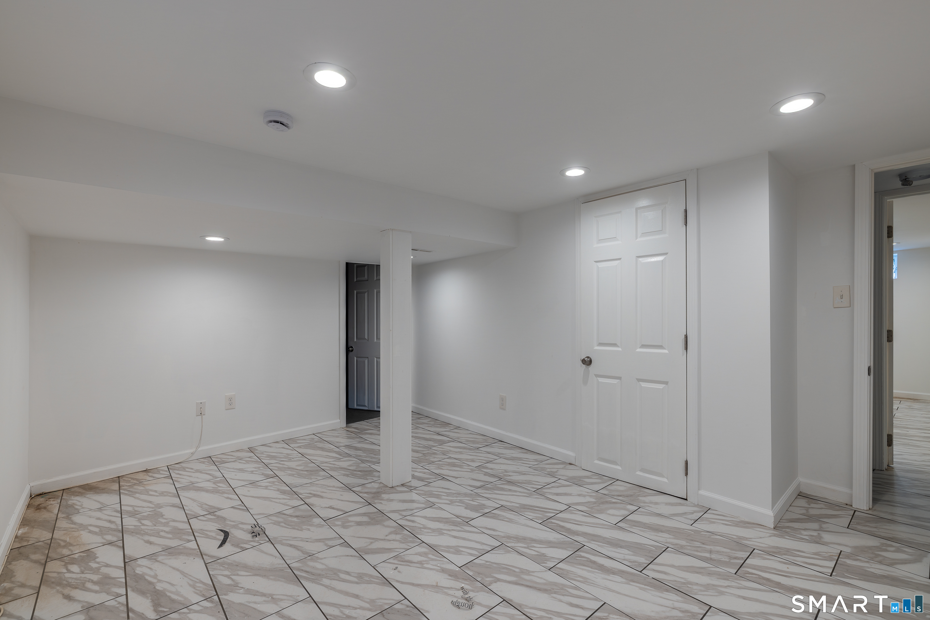 118 Bryden Terrace photo 23