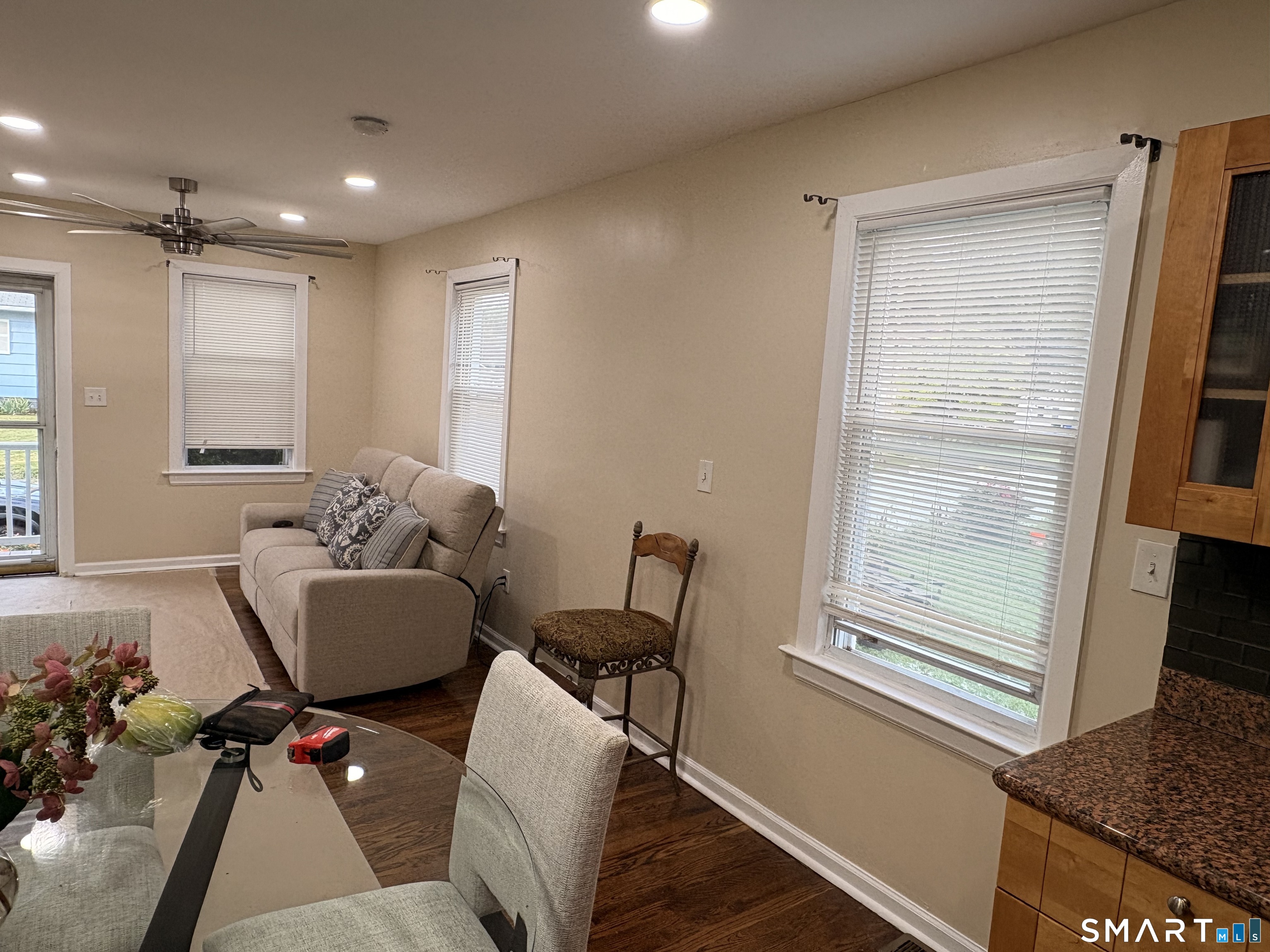 Foto 3 de Apartamento en renta en Stratford, CT — $2,100/mes