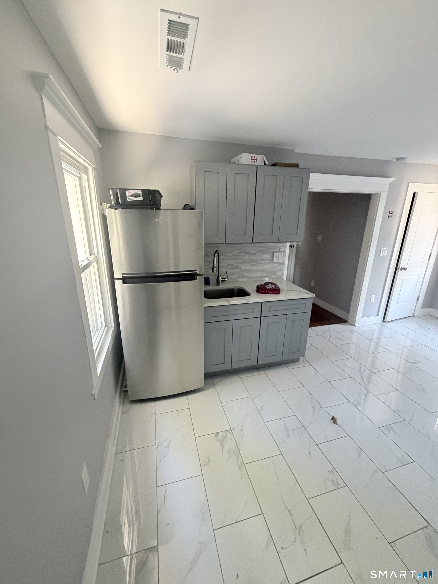32 Alstrum Street Unit #1 photo 4