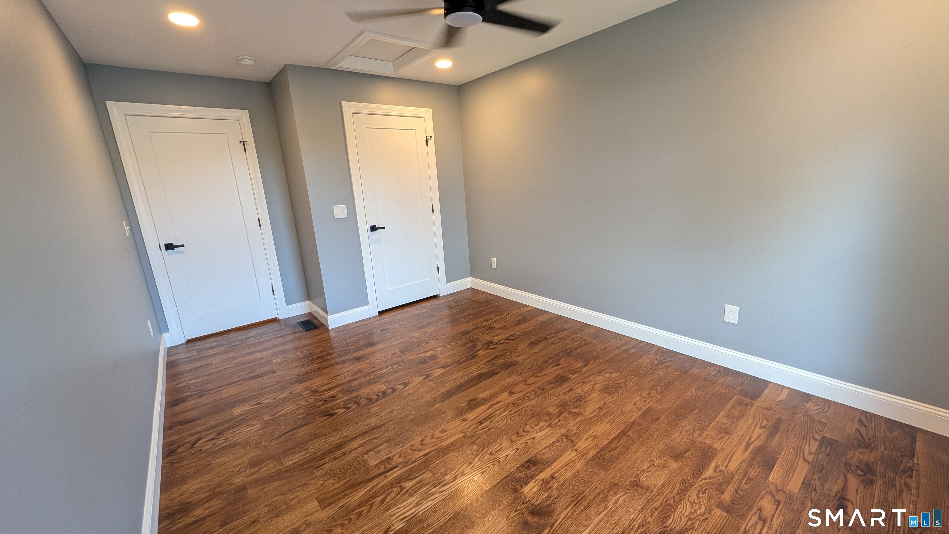 544 Wintergreen Avenue photo 10