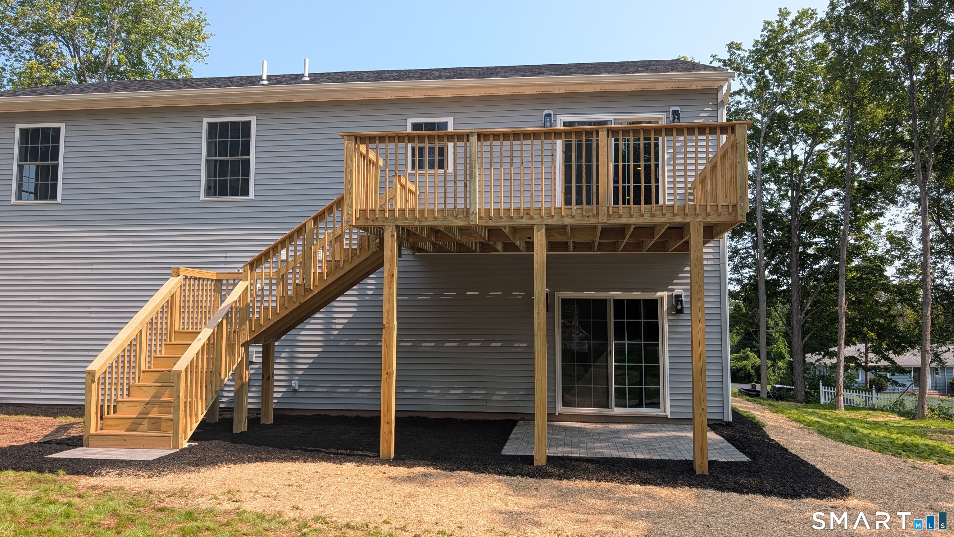 544 Wintergreen Avenue photo 12