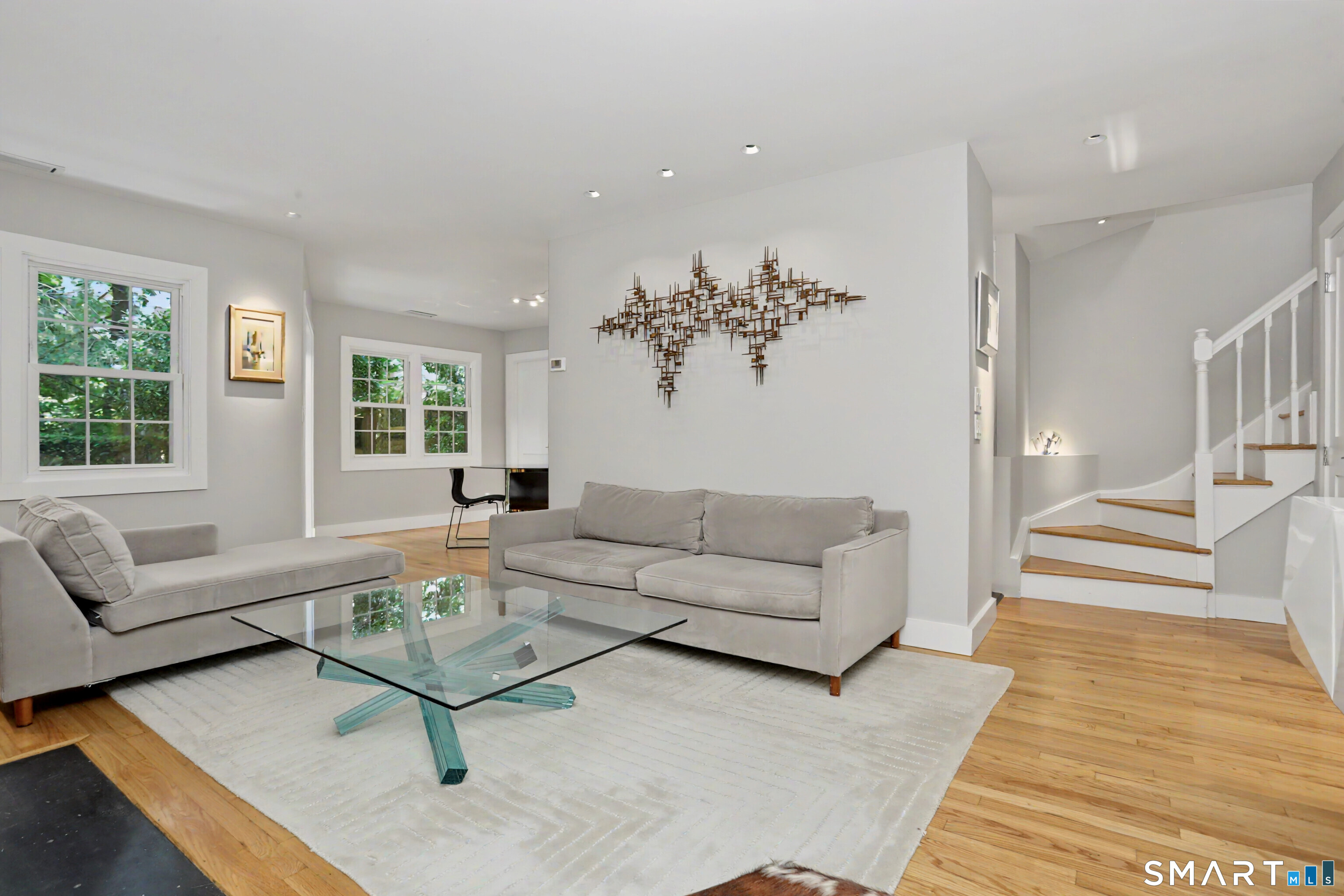 15 Le Grande Avenue Unit #1 photo 2