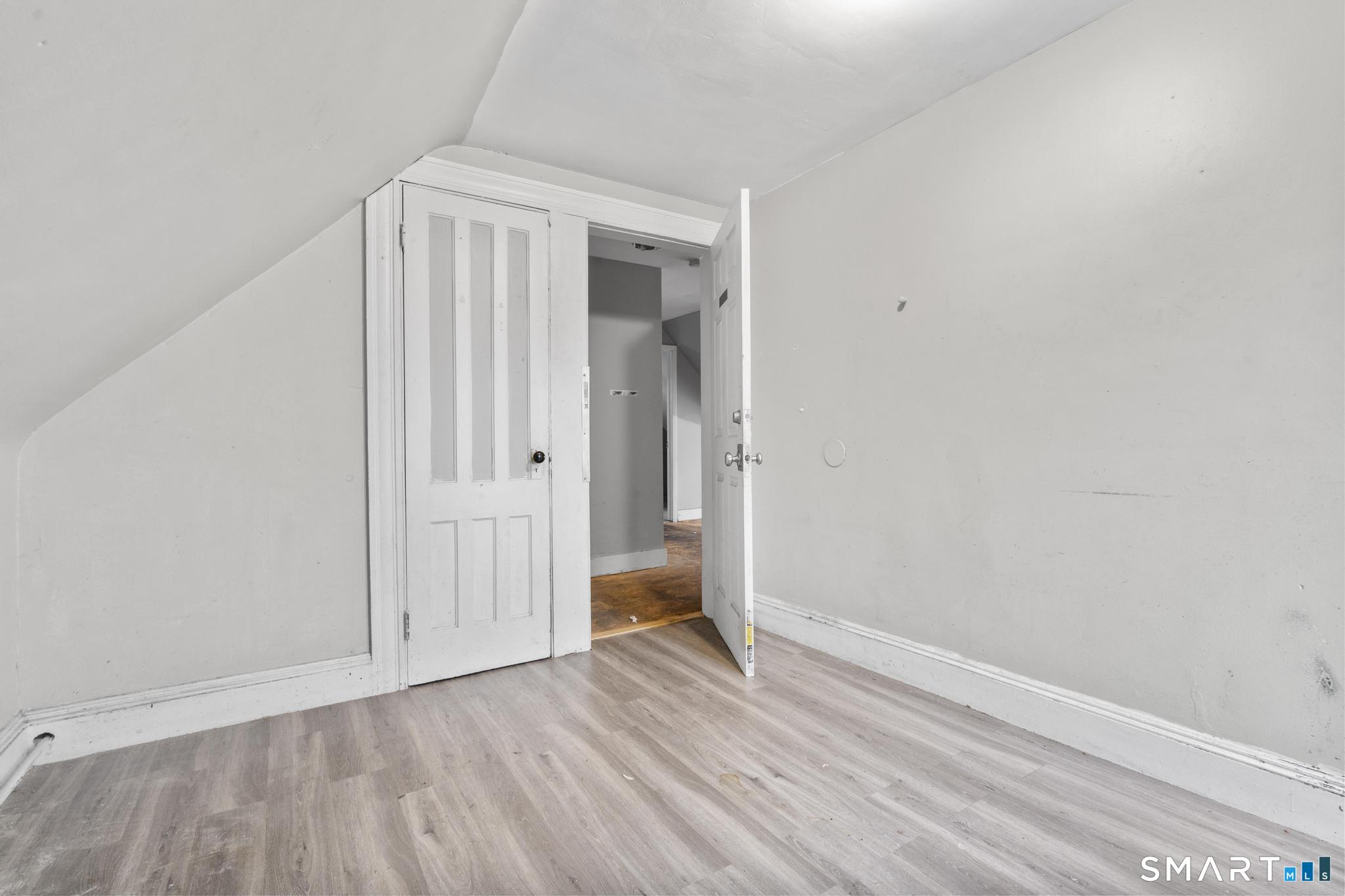 124 Cleveland Avenue photo 22