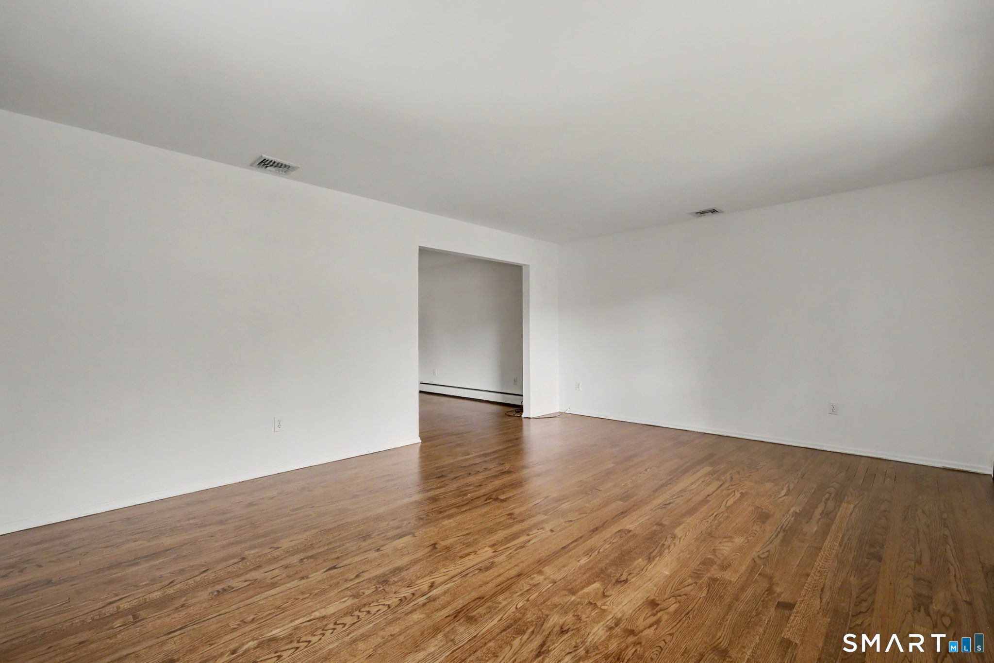 11 Lycett Court photo 5