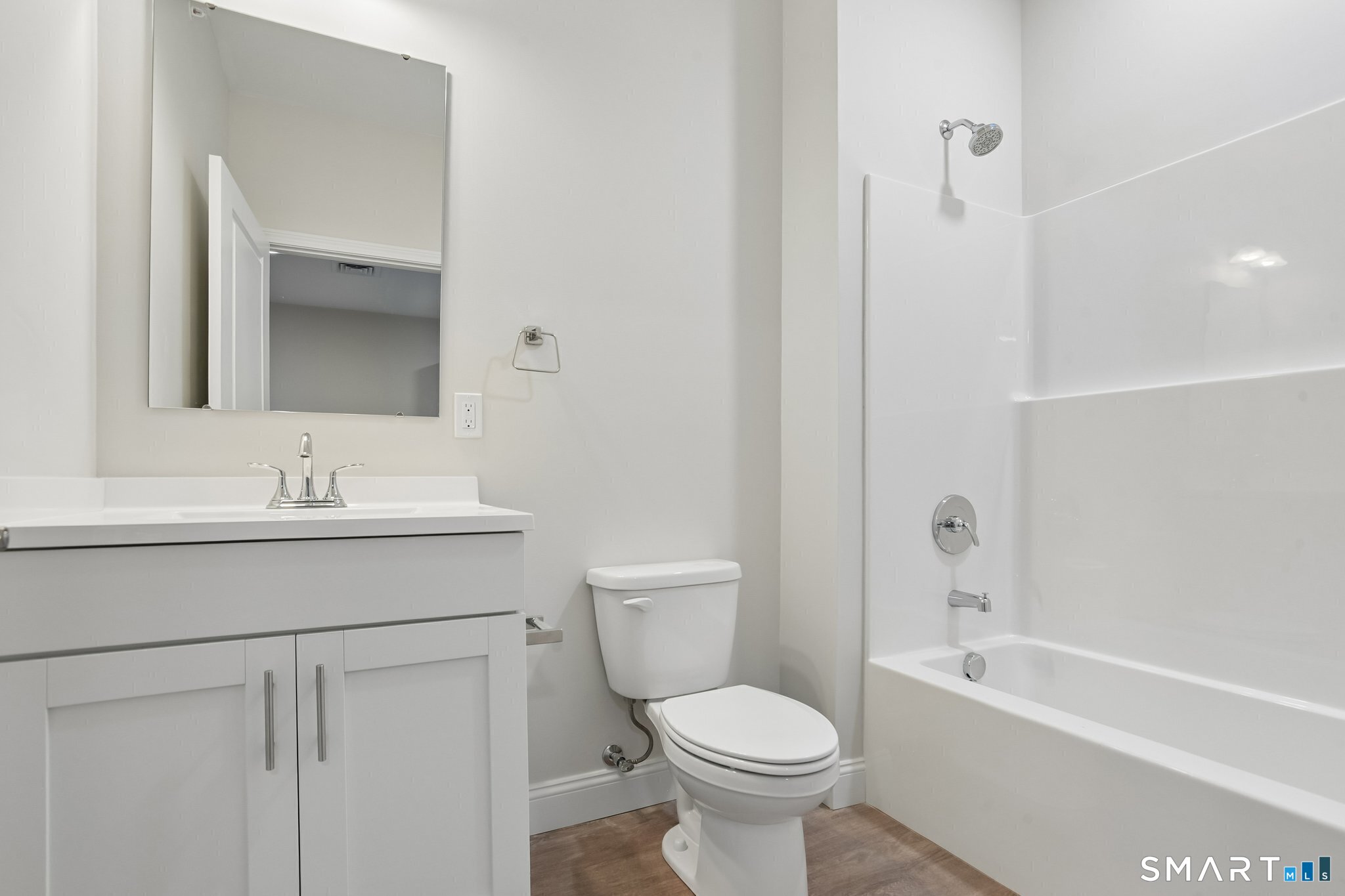 55 Steele Boulevard Unit #303 photo 8