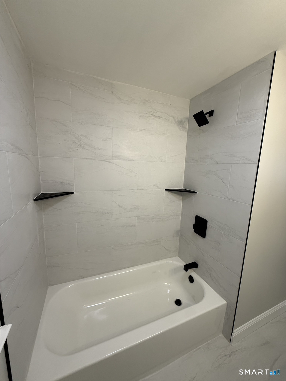 143 South New Road photo 14