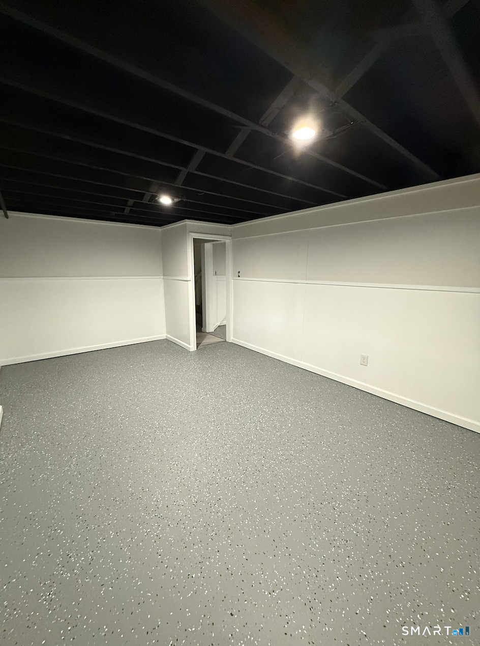 143 South New Road photo 18