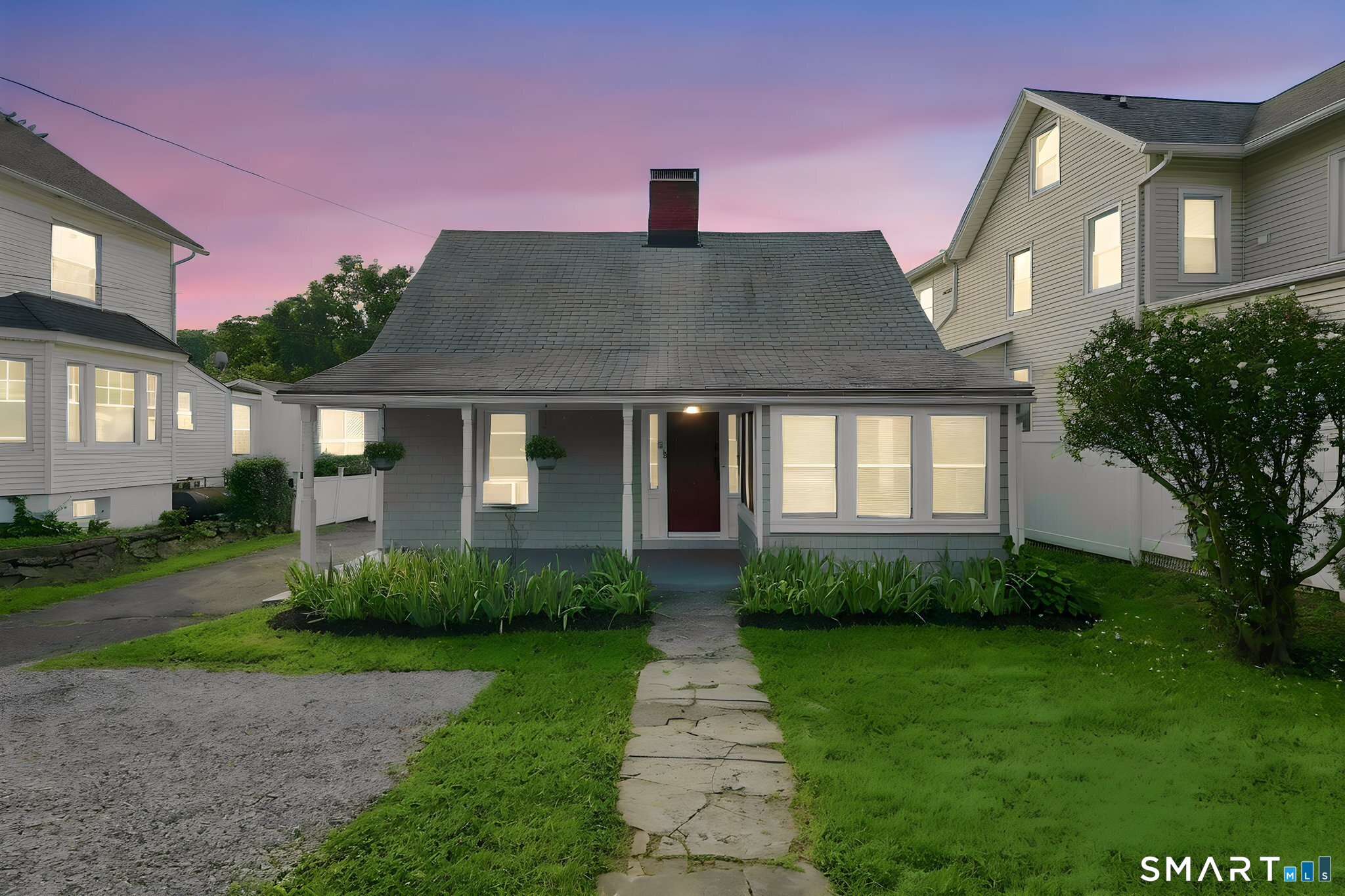 219 Flax Hill Road photo 2