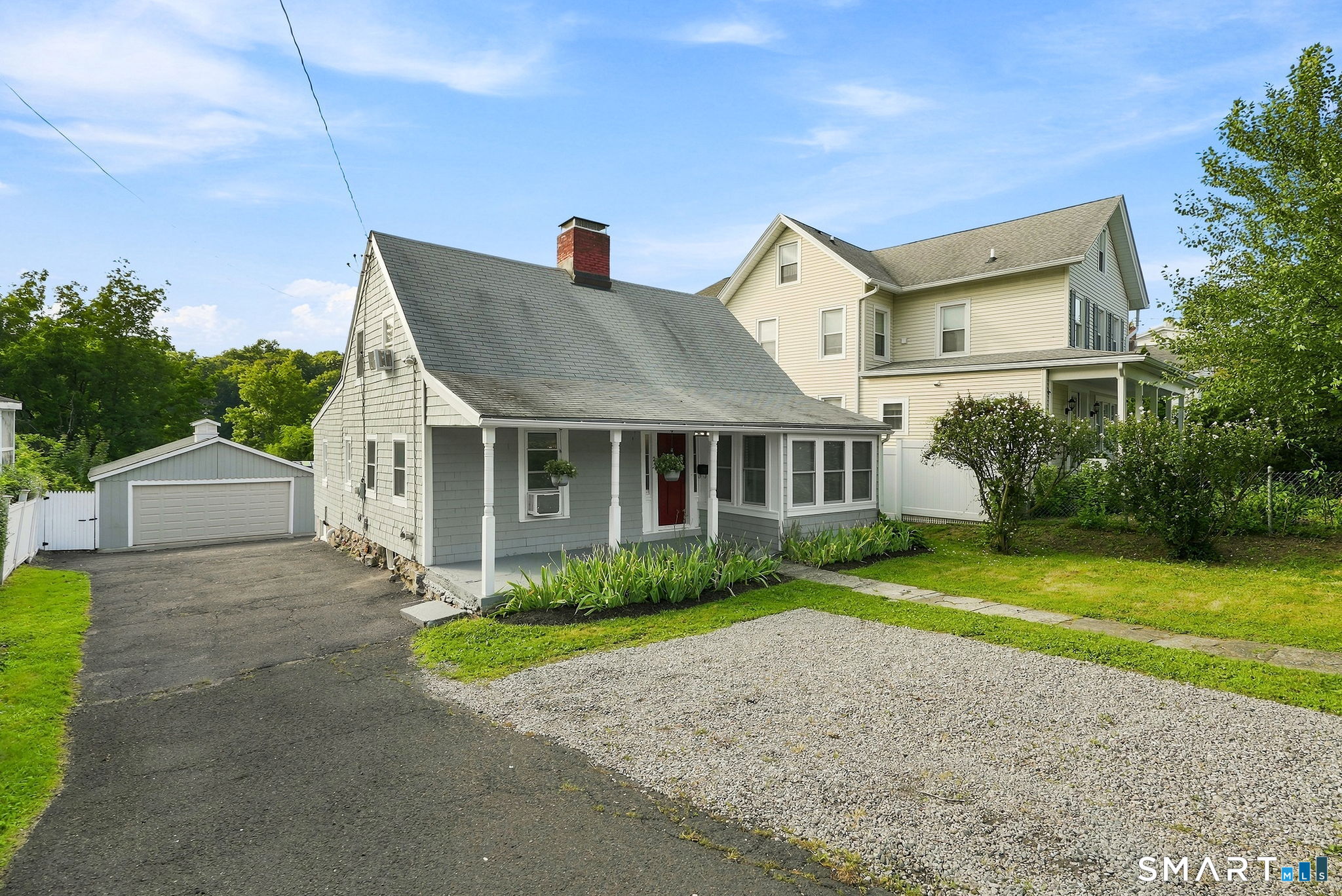 219 Flax Hill Road photo 3