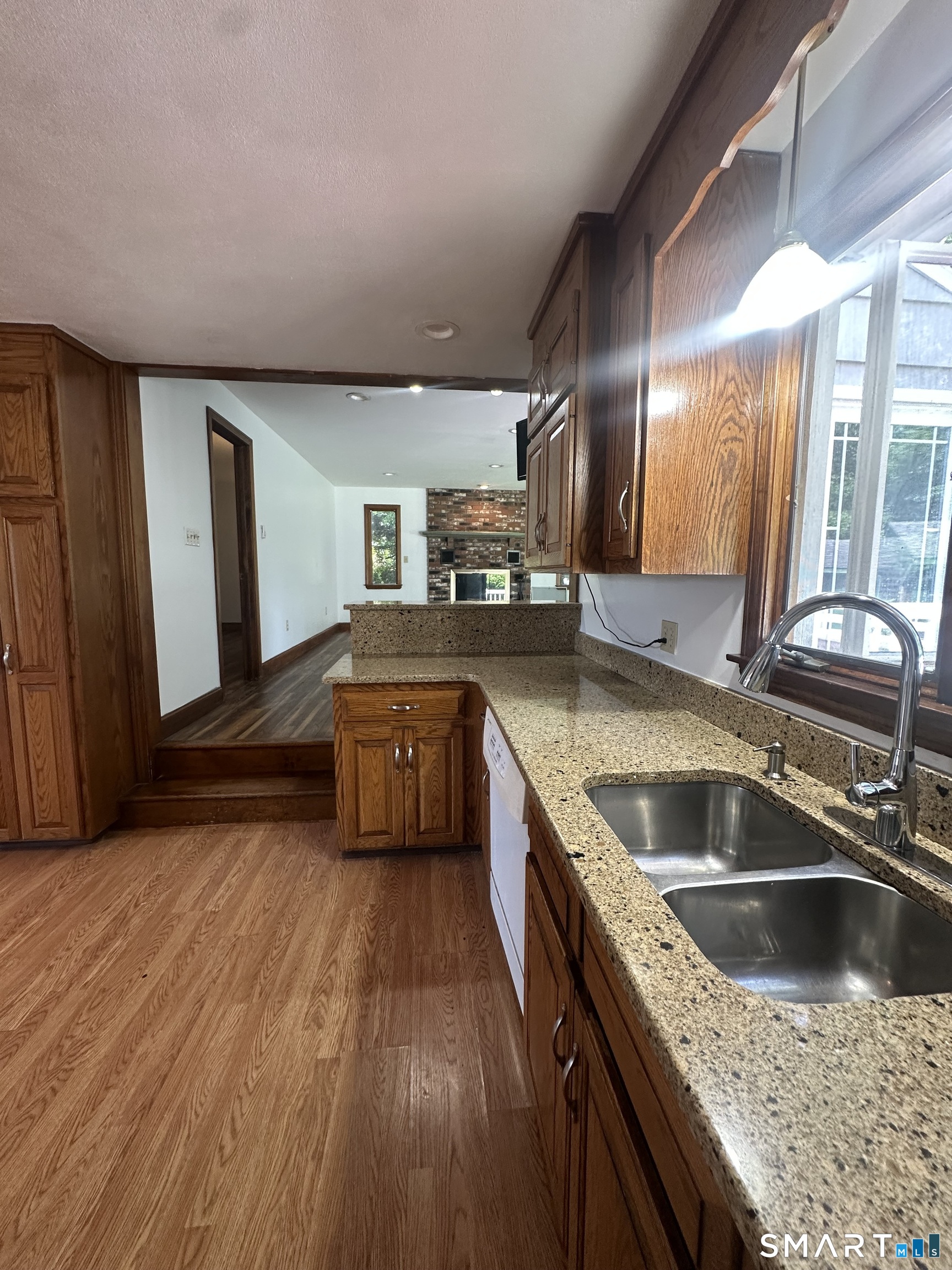 43 Glenview Avenue photo 8