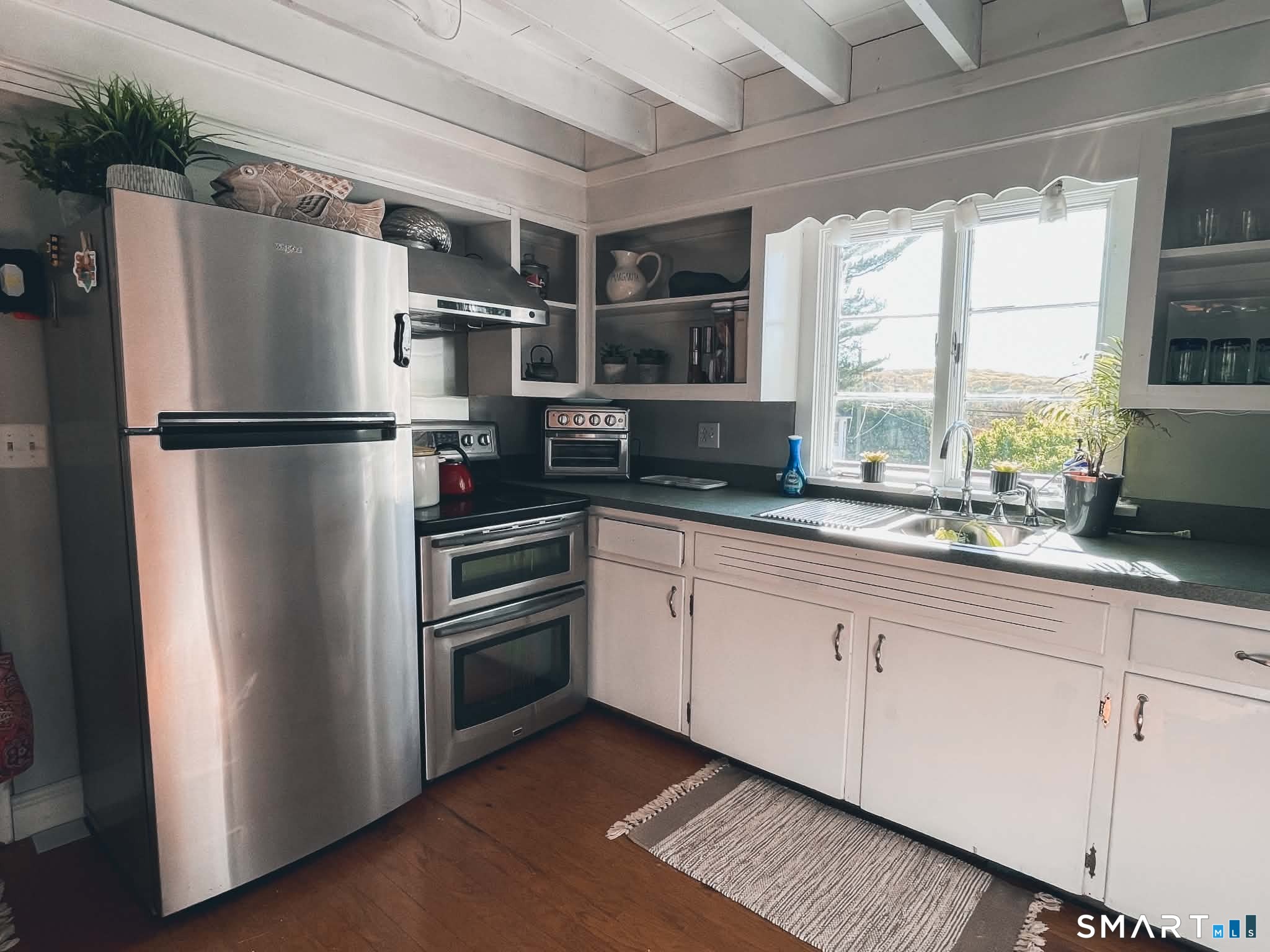 158 Whitehall Avenue photo 8