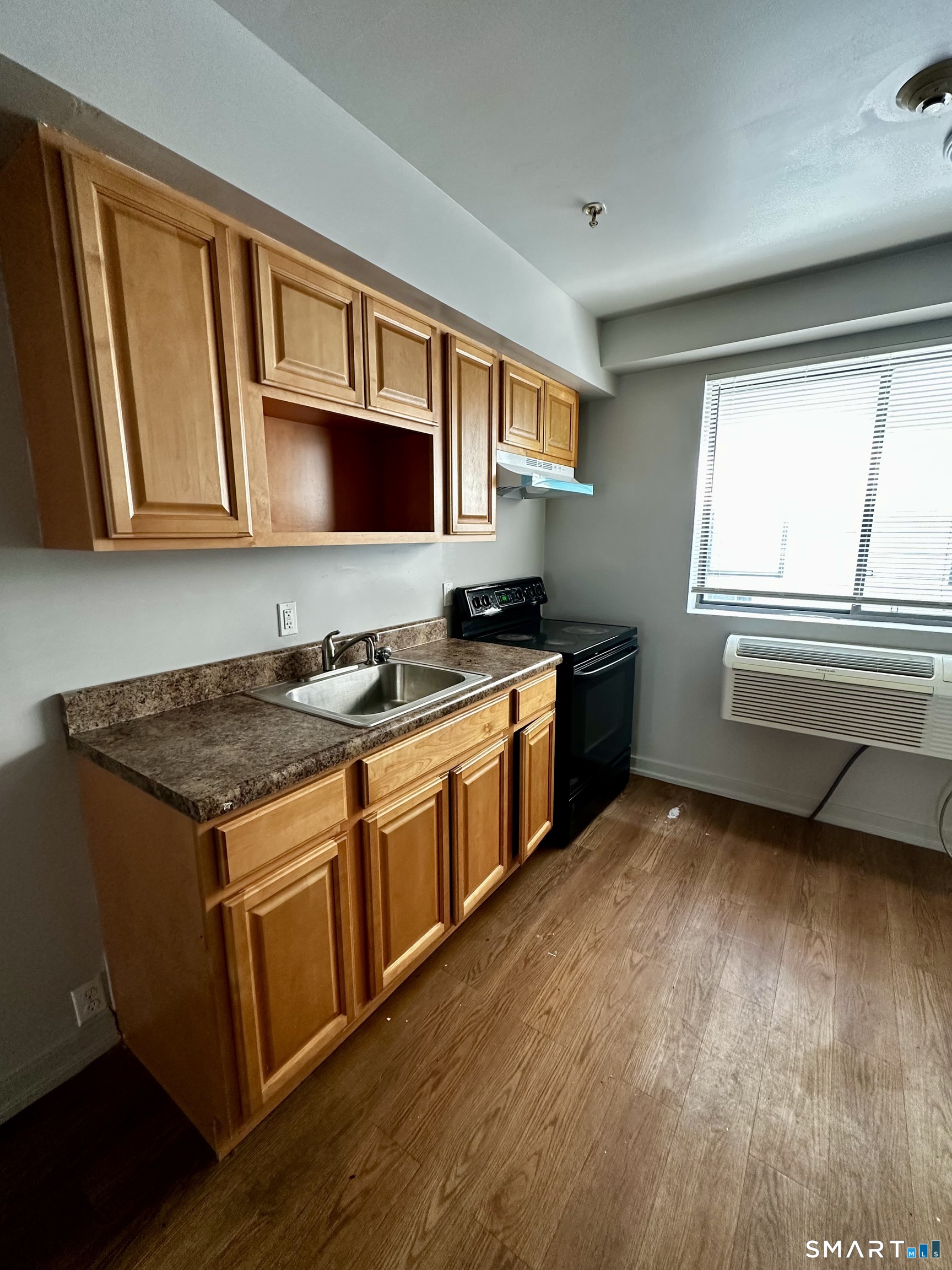 385 Putnam Avenue Unit #38 photo 4