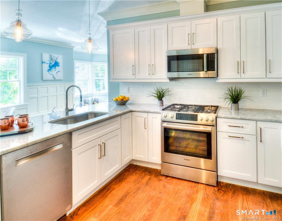 77 Leroy Avenue, Darien, Connecticut photo 3