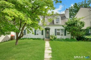 114 Pine Hill, Stamford