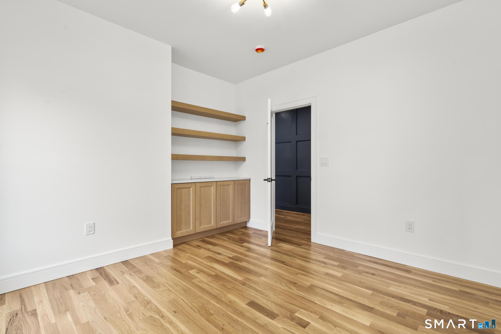 75 Fillow Street photo 15