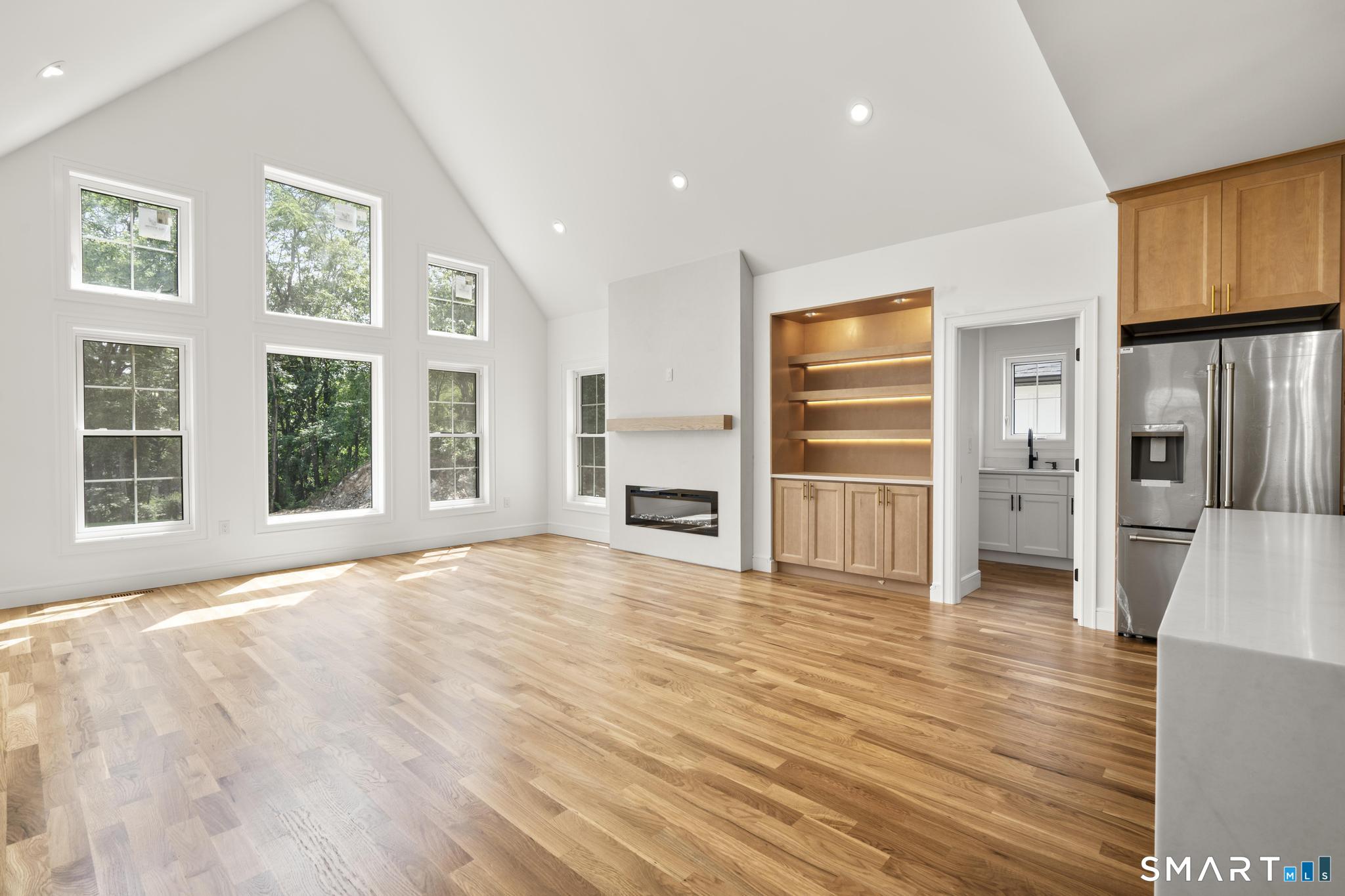 75 Fillow Street photo 24