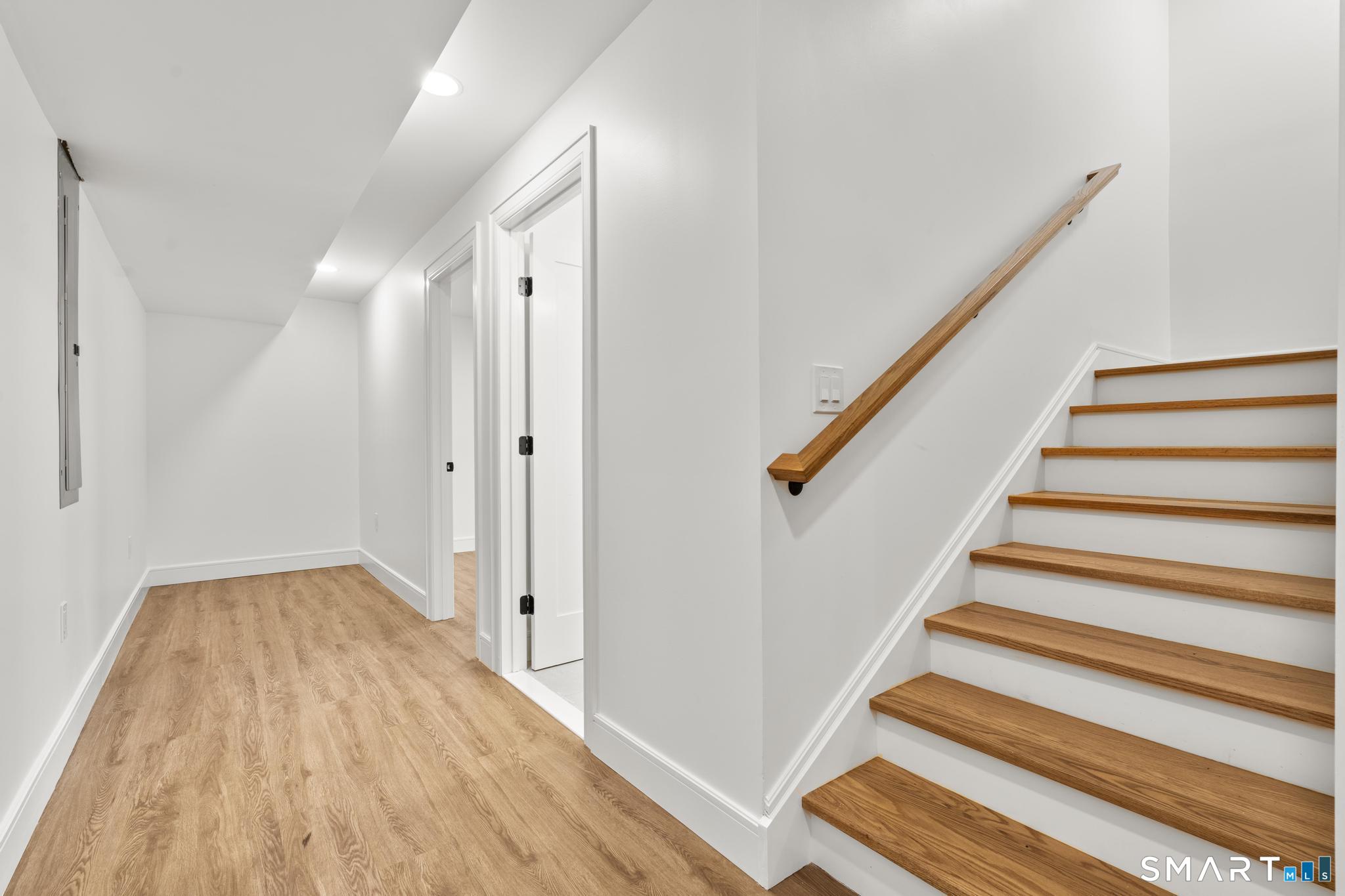 75 Fillow Street photo 34