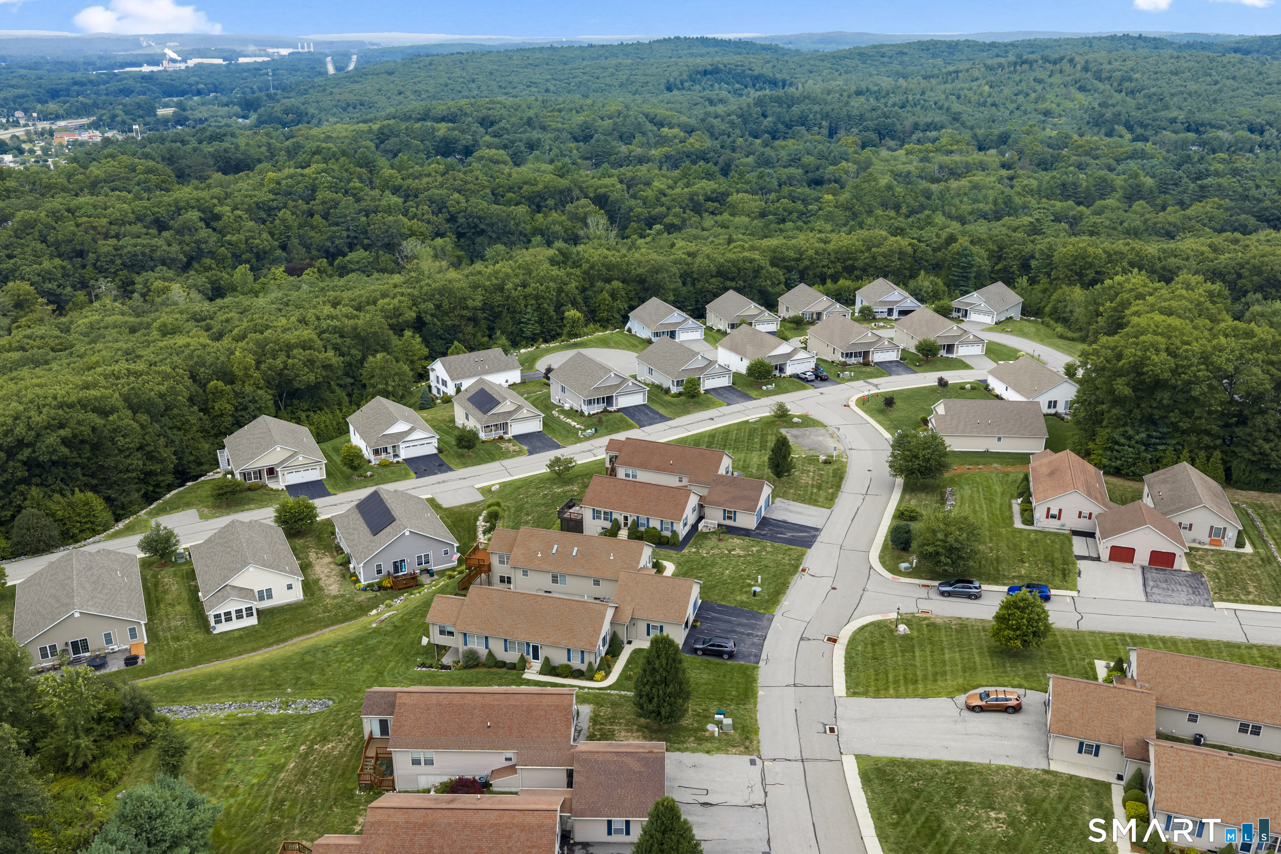 26th image of 13 Oriole Dr #13, Killingly, CT 06239 | MLS# 24201731