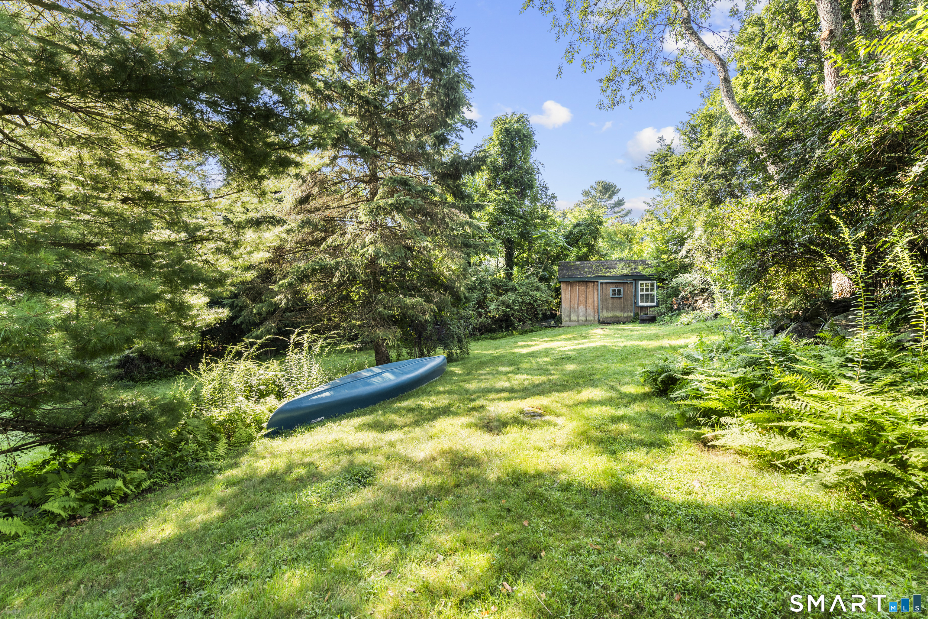 218 Grumman Avenue photo 34