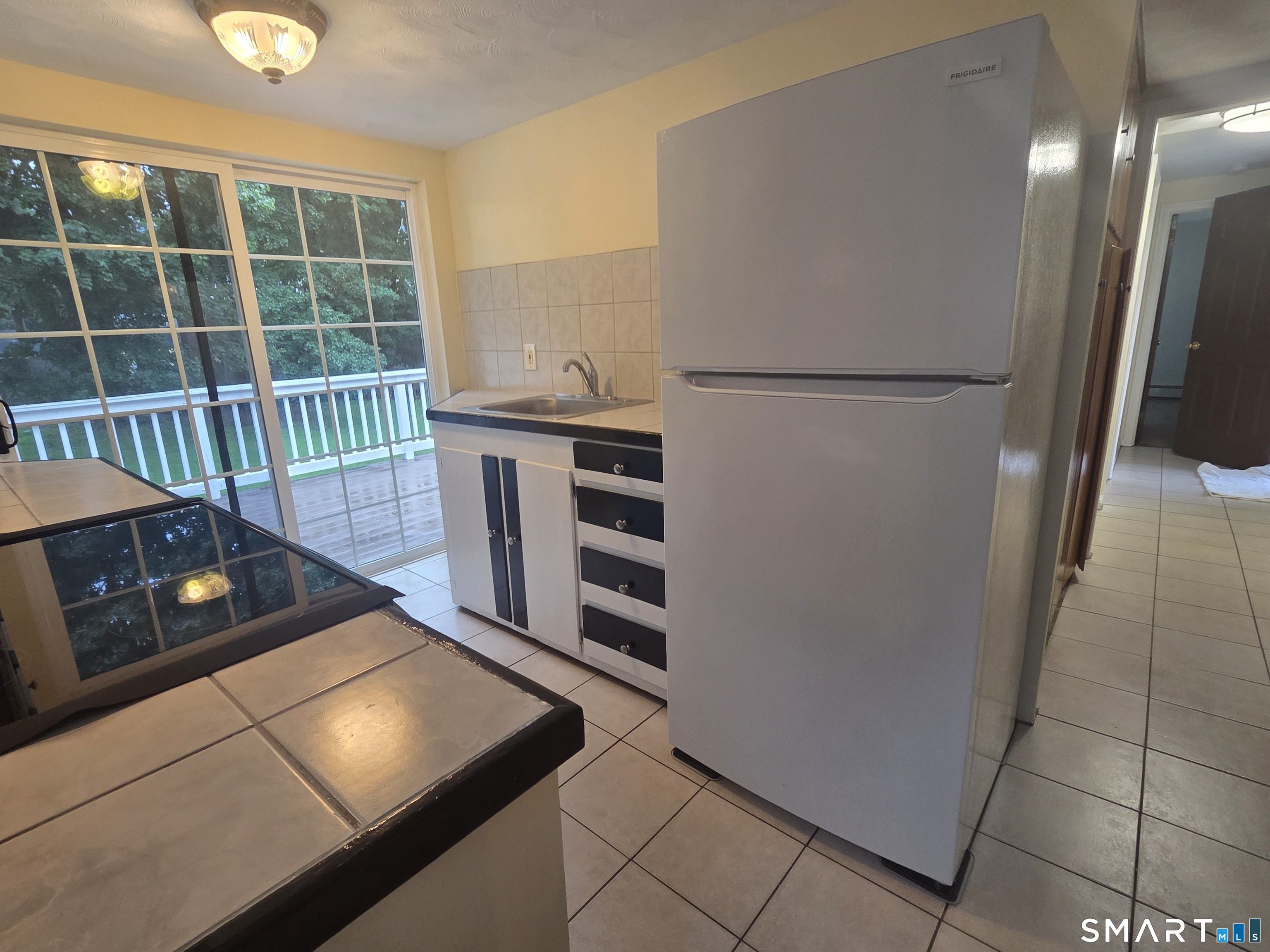 97 Fairview Avenue photo 14