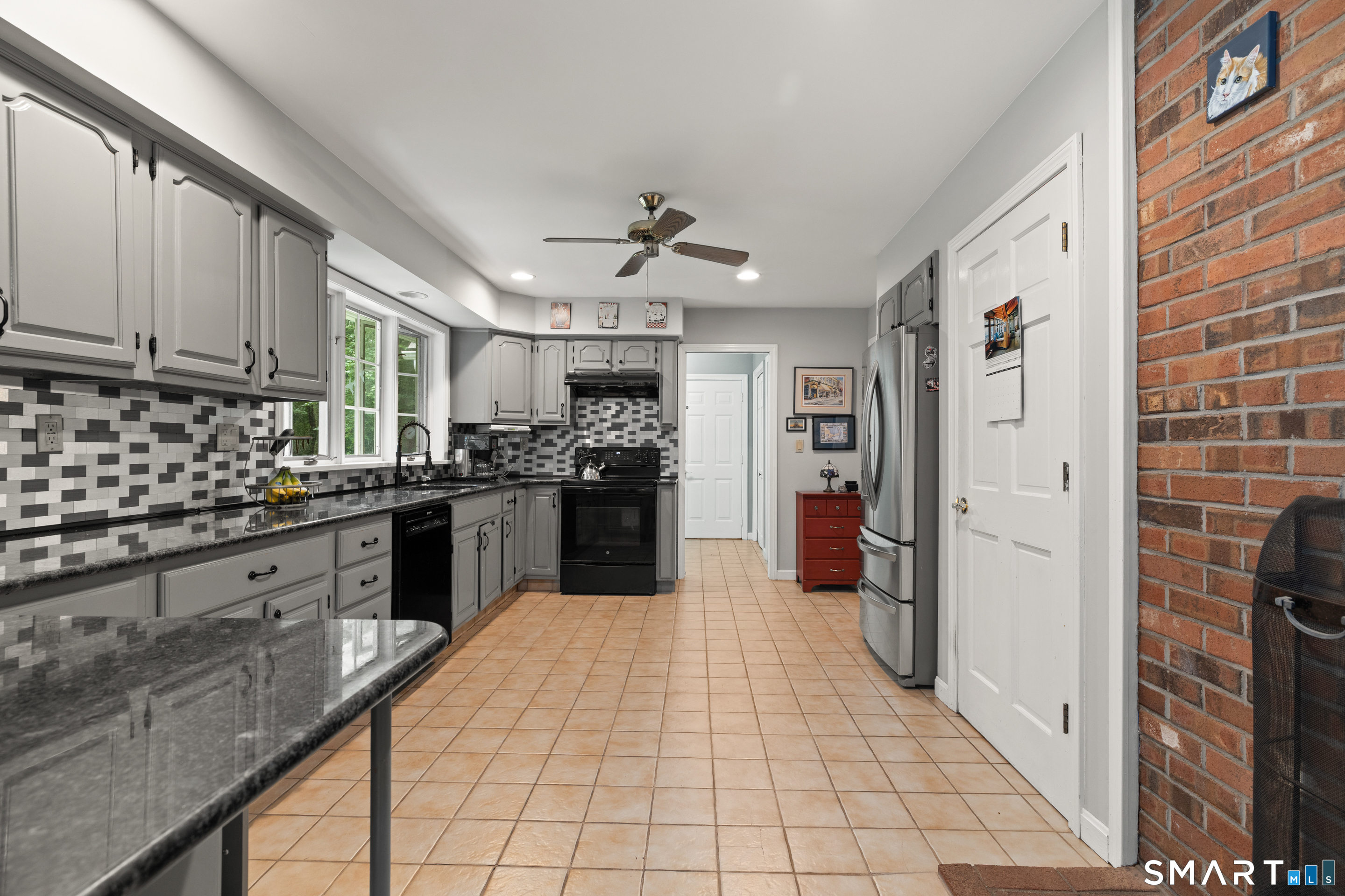 48 Miller Road photo 16