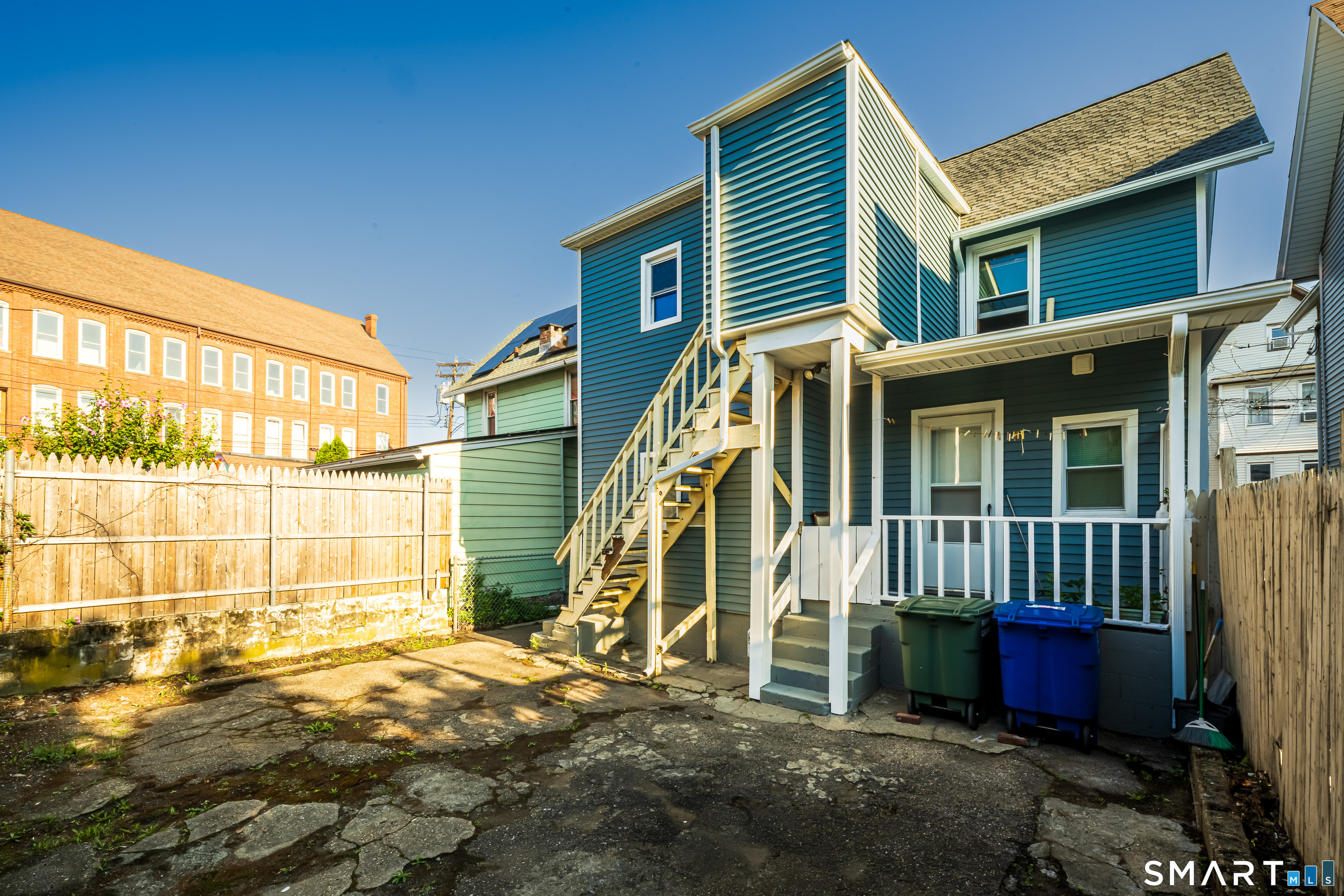 5th image of 4 Armstrong Pl, Bridgeport, CT 06608 | MLS# 24199964