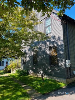 25 Pequot Avenue photo 2