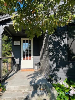 25 Pequot Avenue