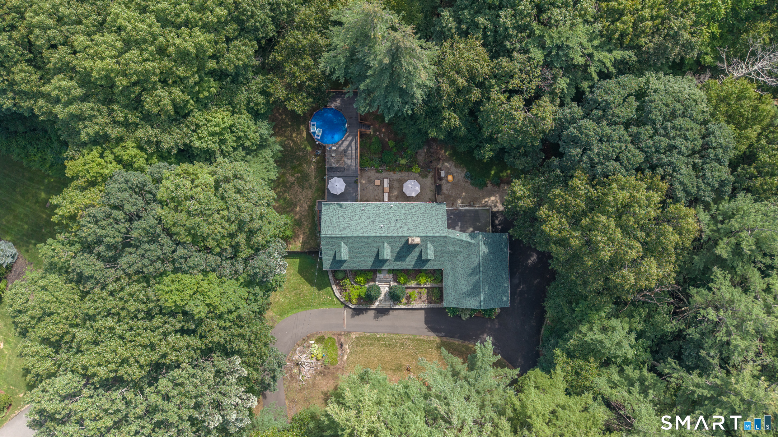 46 Henderson Drive photo 40