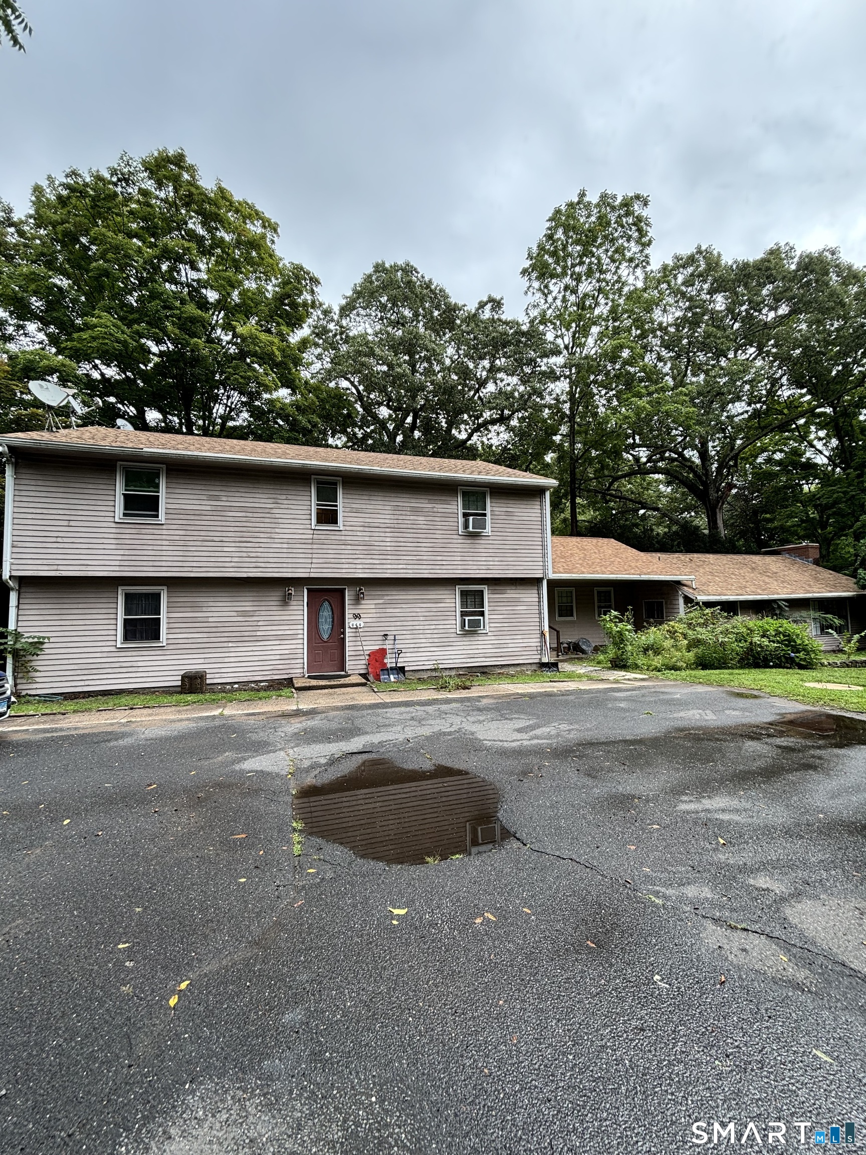 99 Maple Avenue Unit #2F