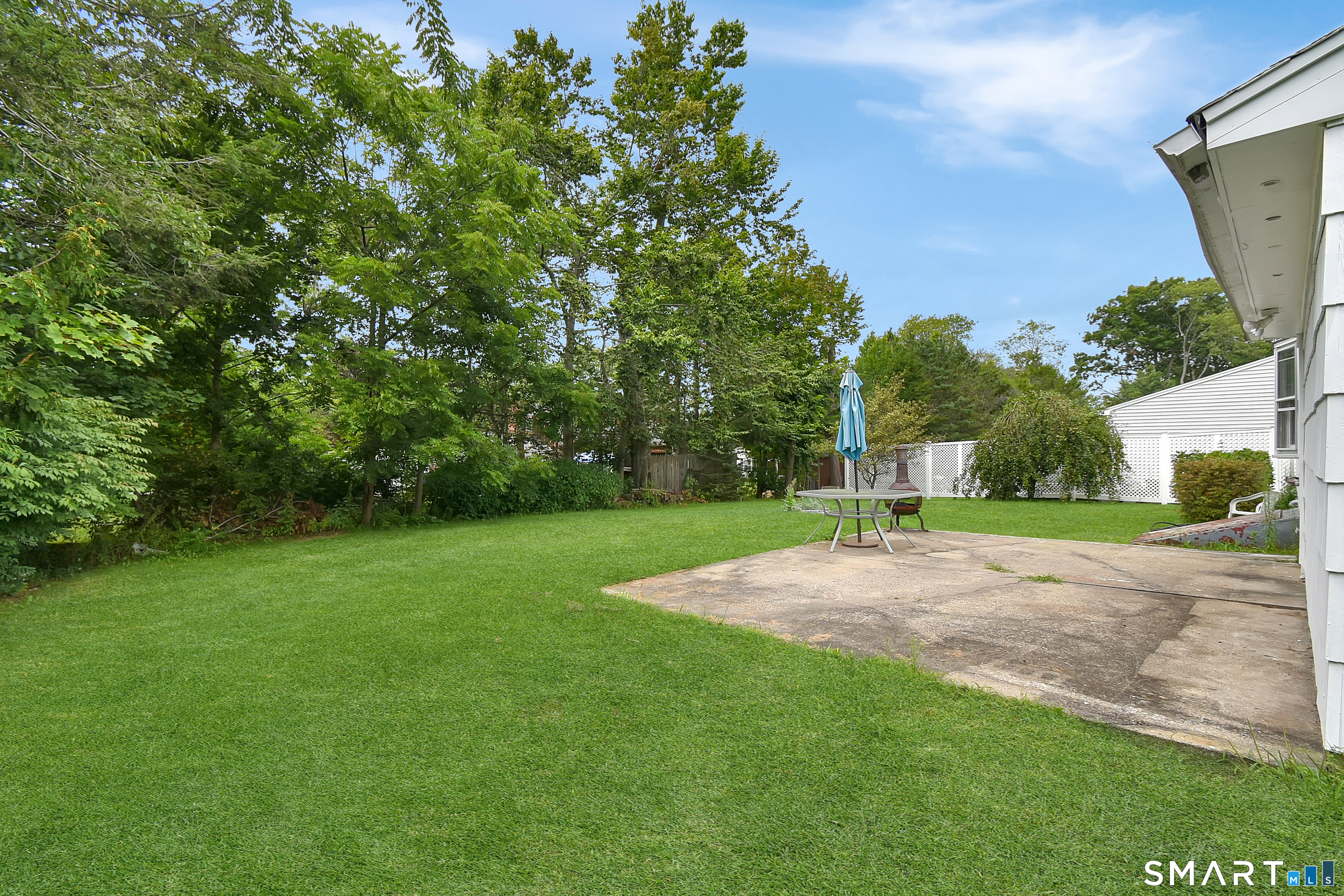 194 Harvard Drive photo 25