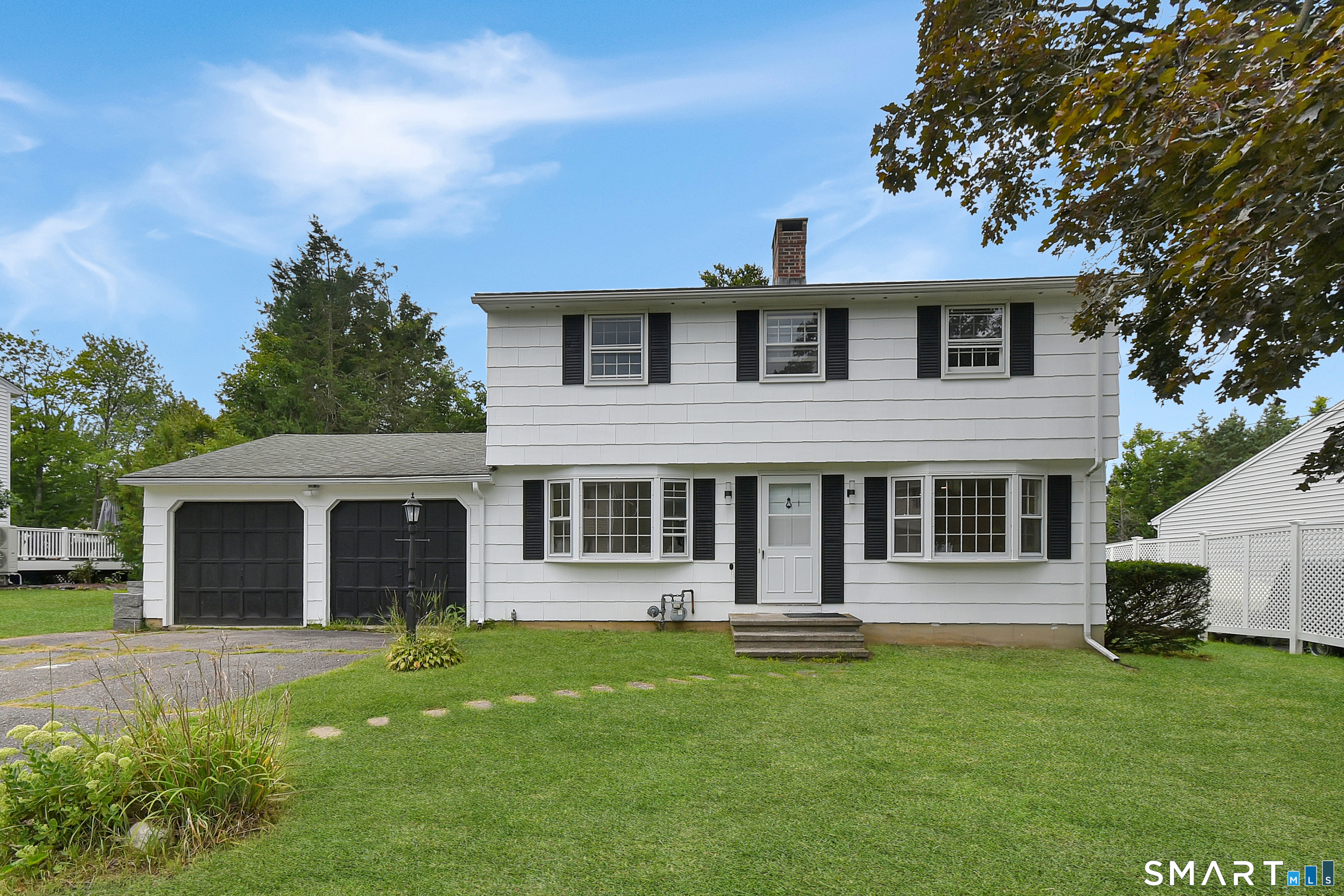 194 Harvard Drive photo 26