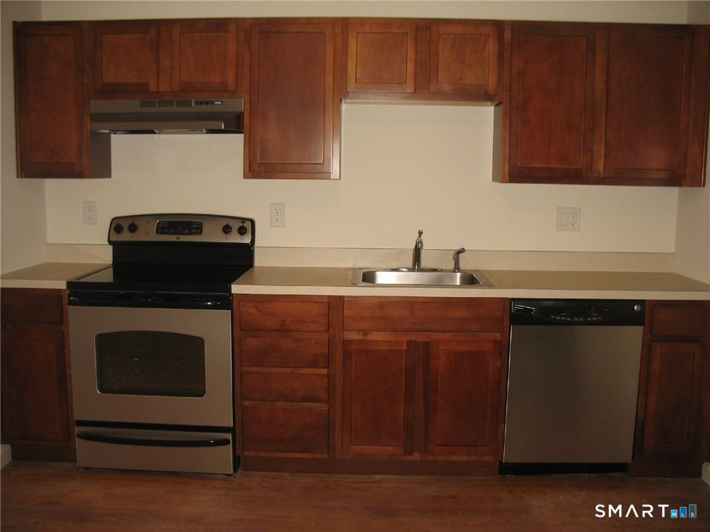 7 New Street Unit #202