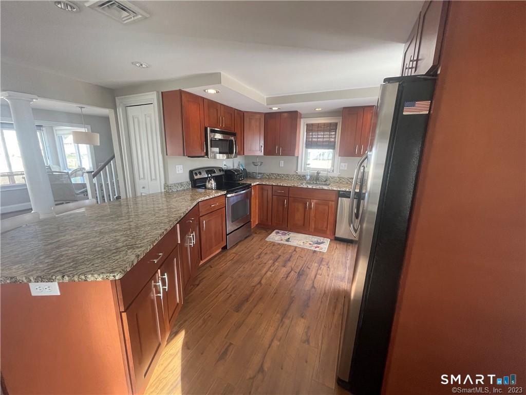 21 Seaside Lane, Old Lyme, CT 06371 - Thumbnail 9