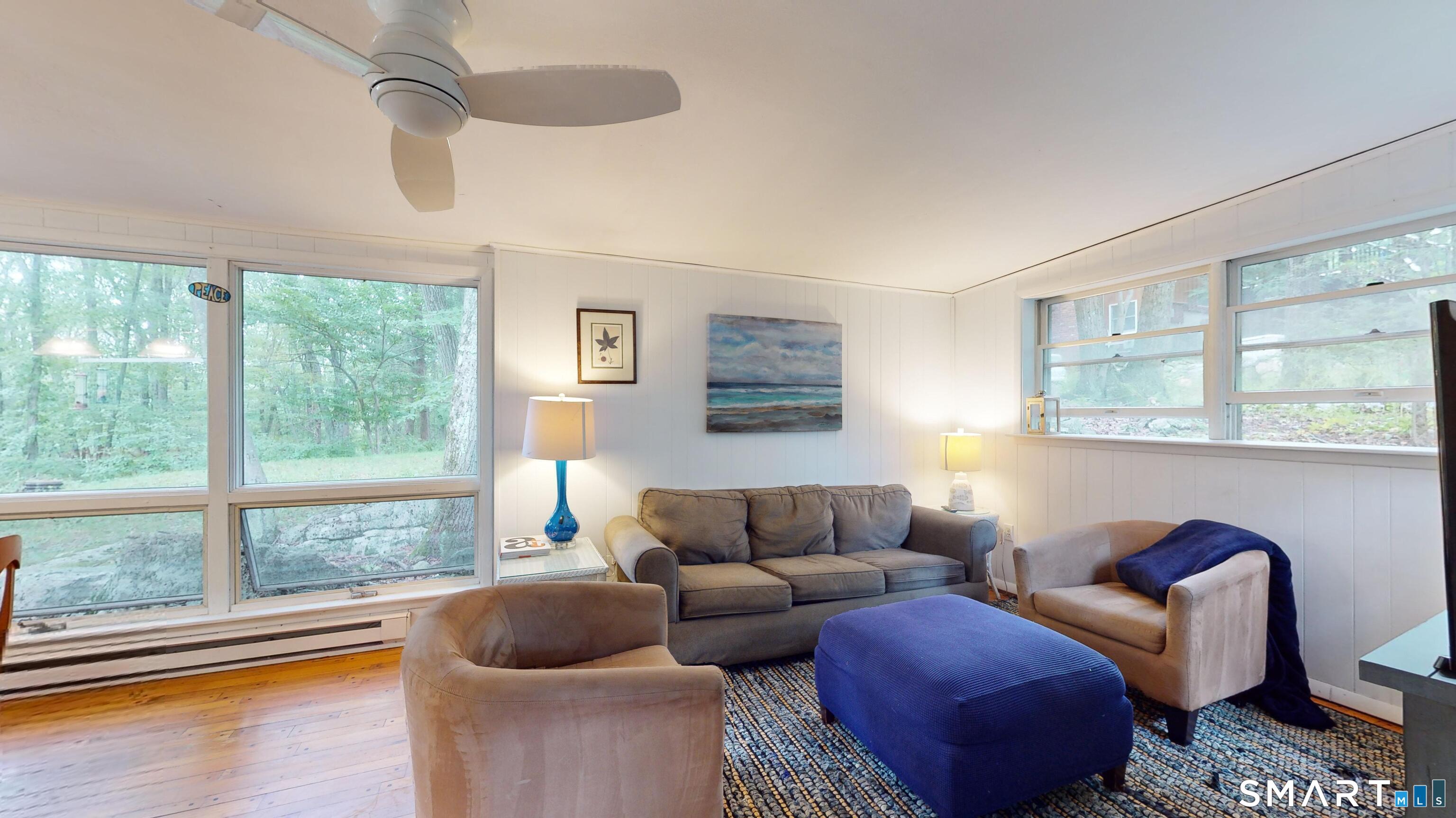 69 Carol Street photo 8