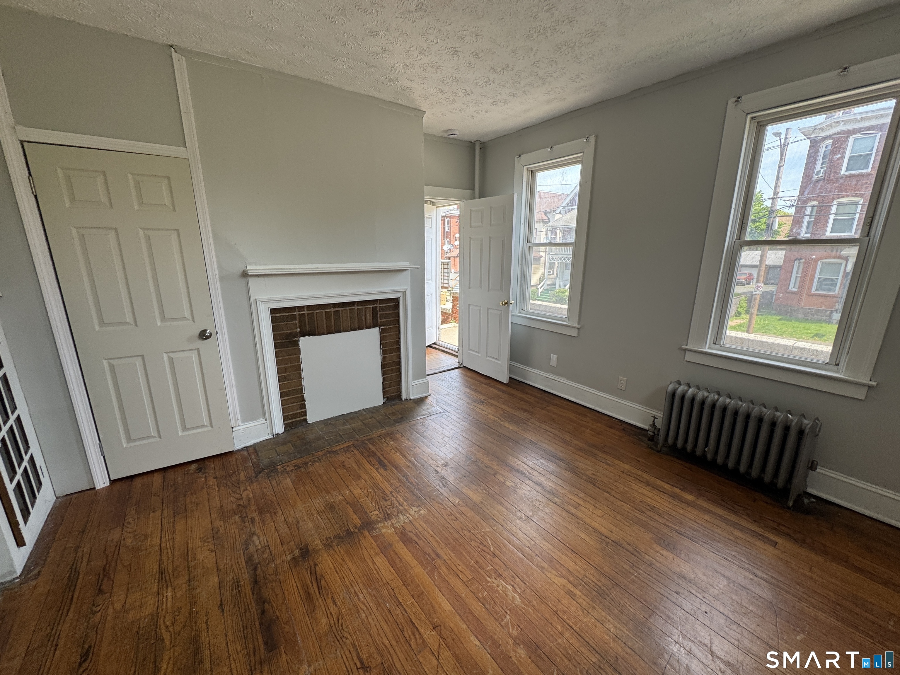 143 Putnam Street photo 16