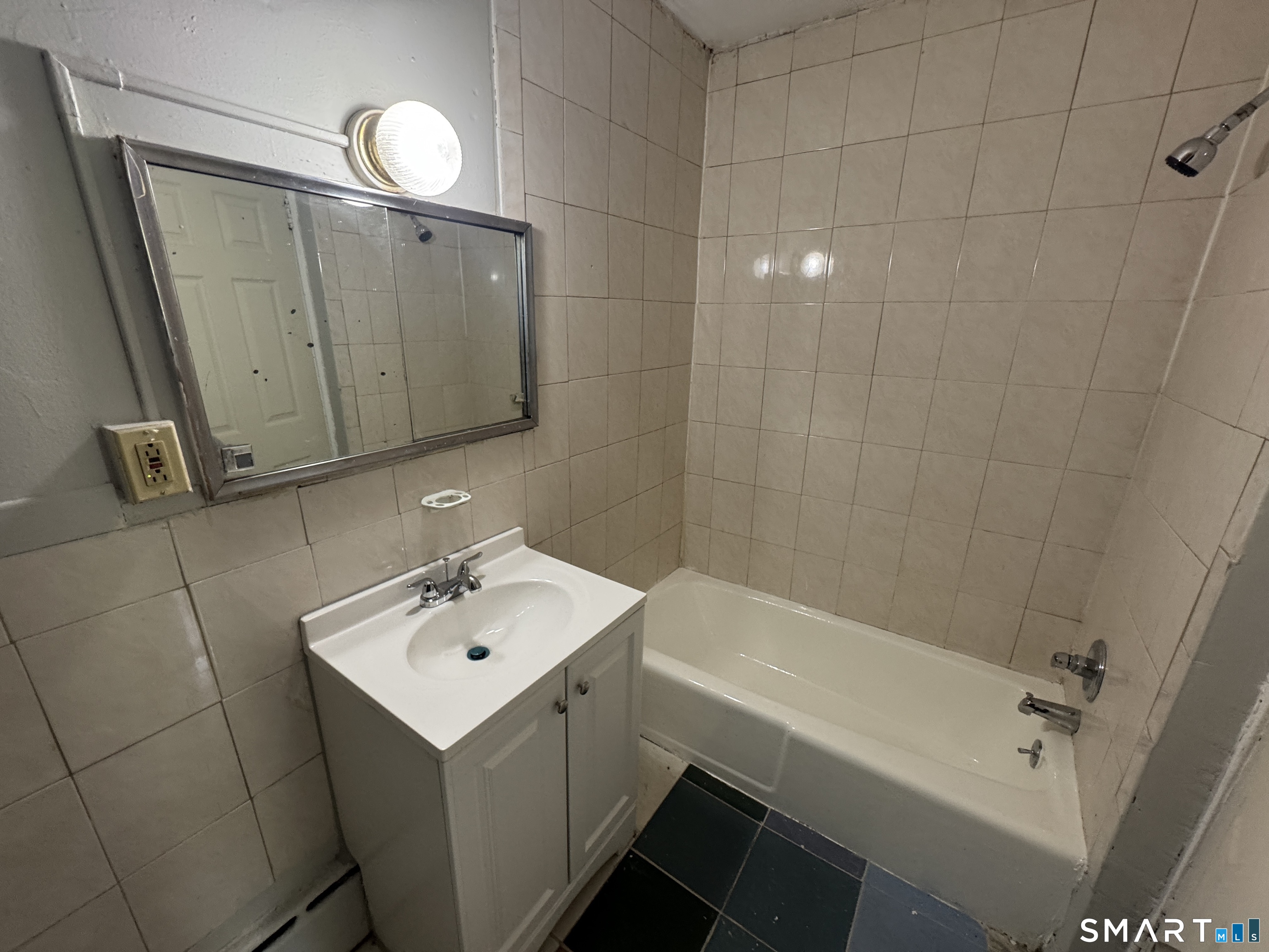 143 Putnam Street photo 22