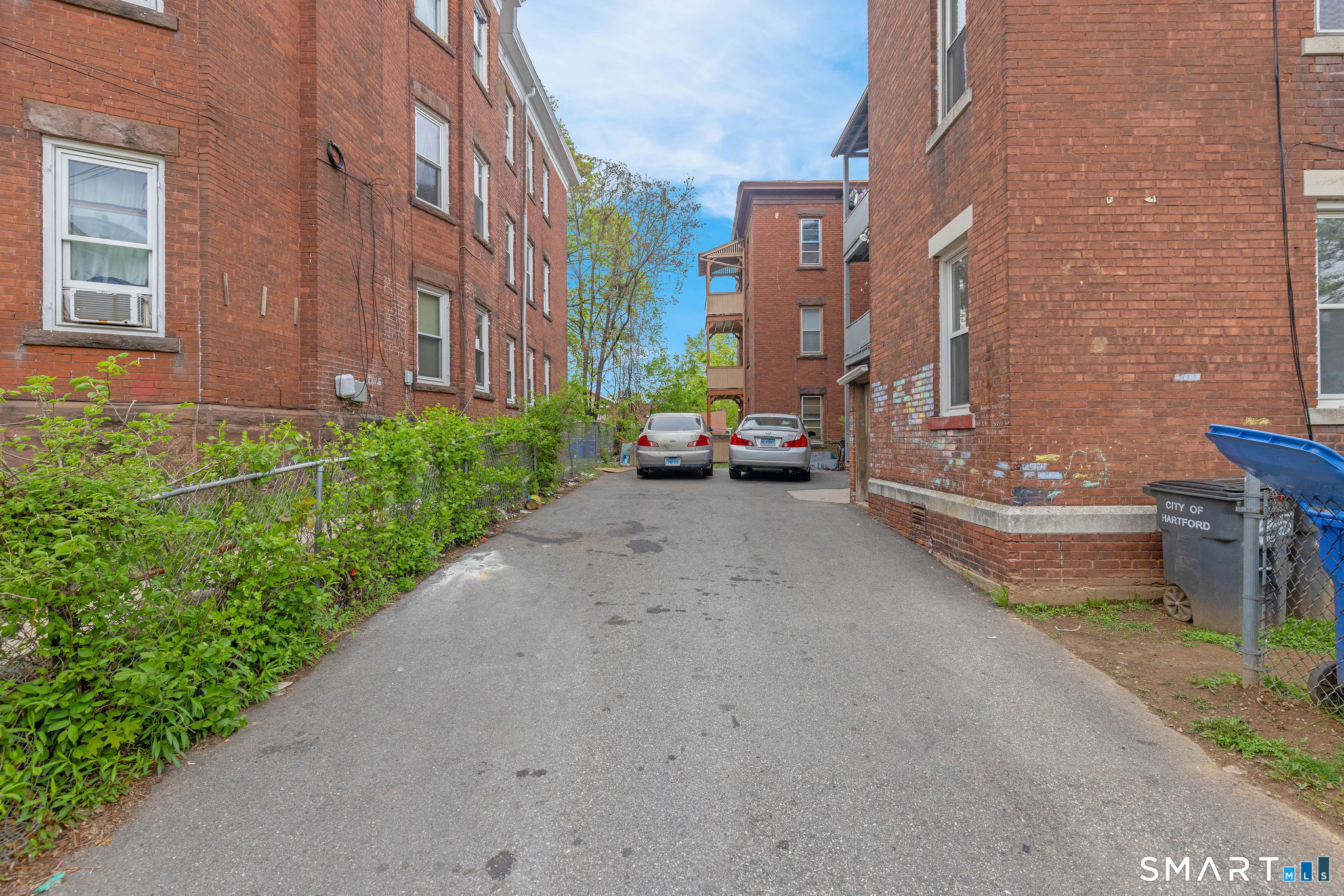 143 Putnam Street photo 27