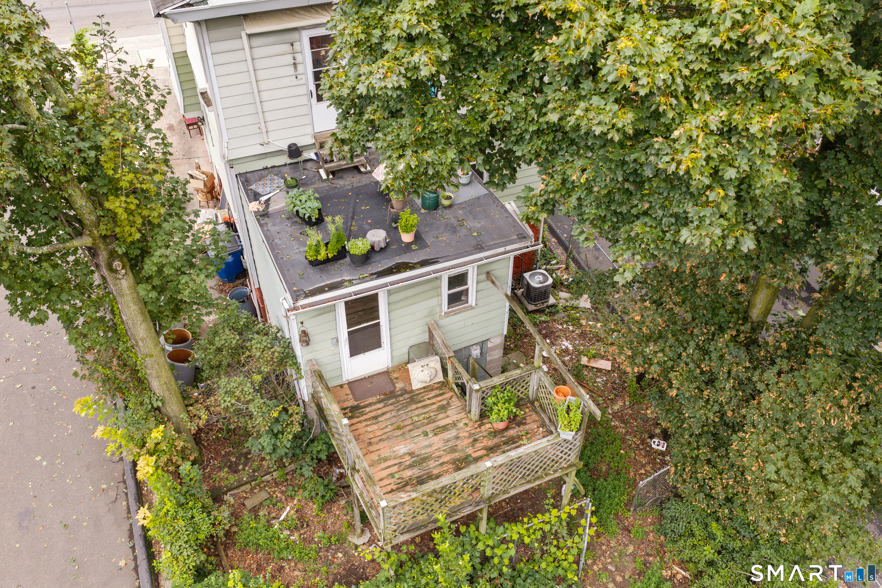 67 Farren Avenue photo 10