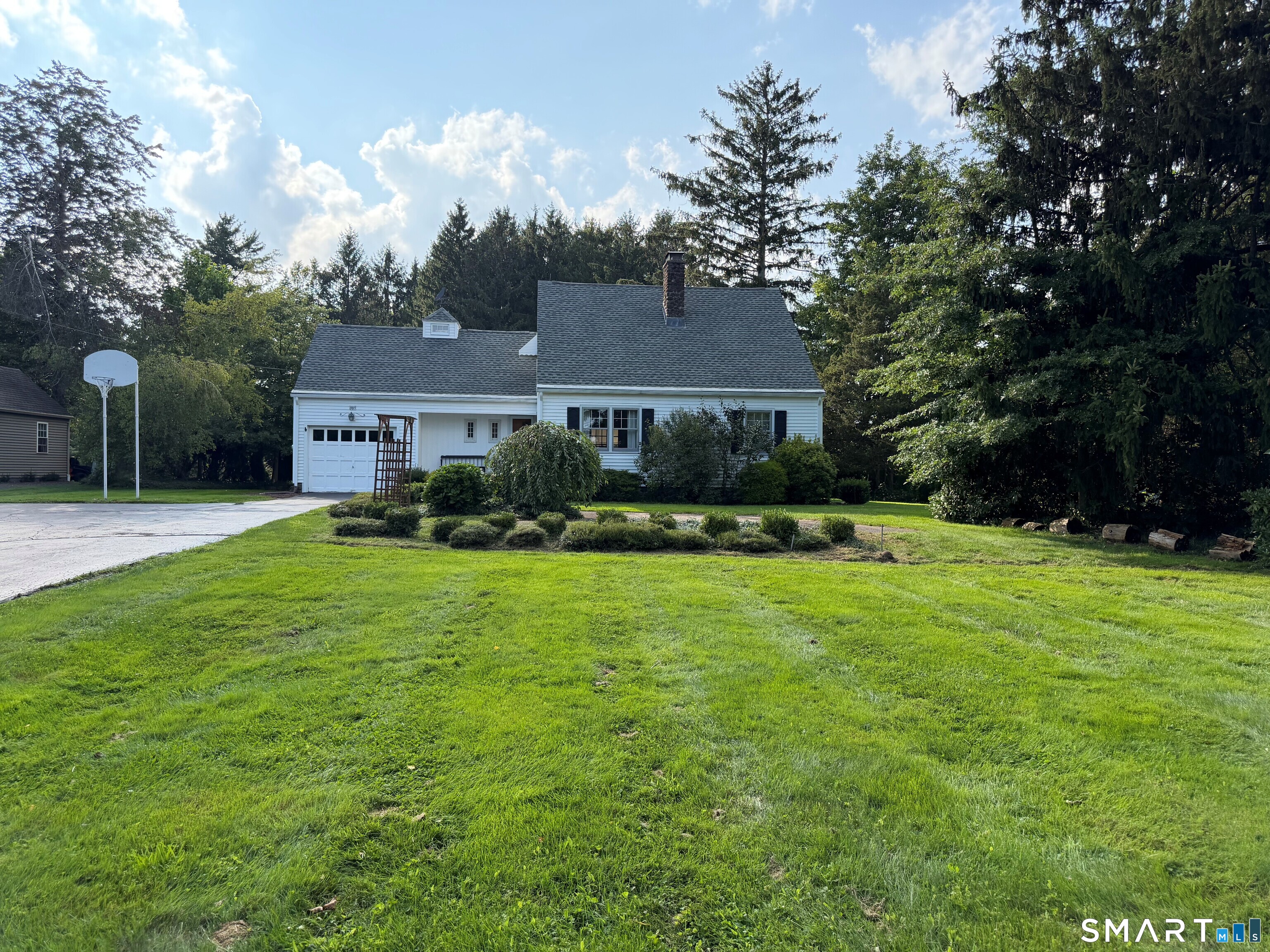 989 Farms Road
