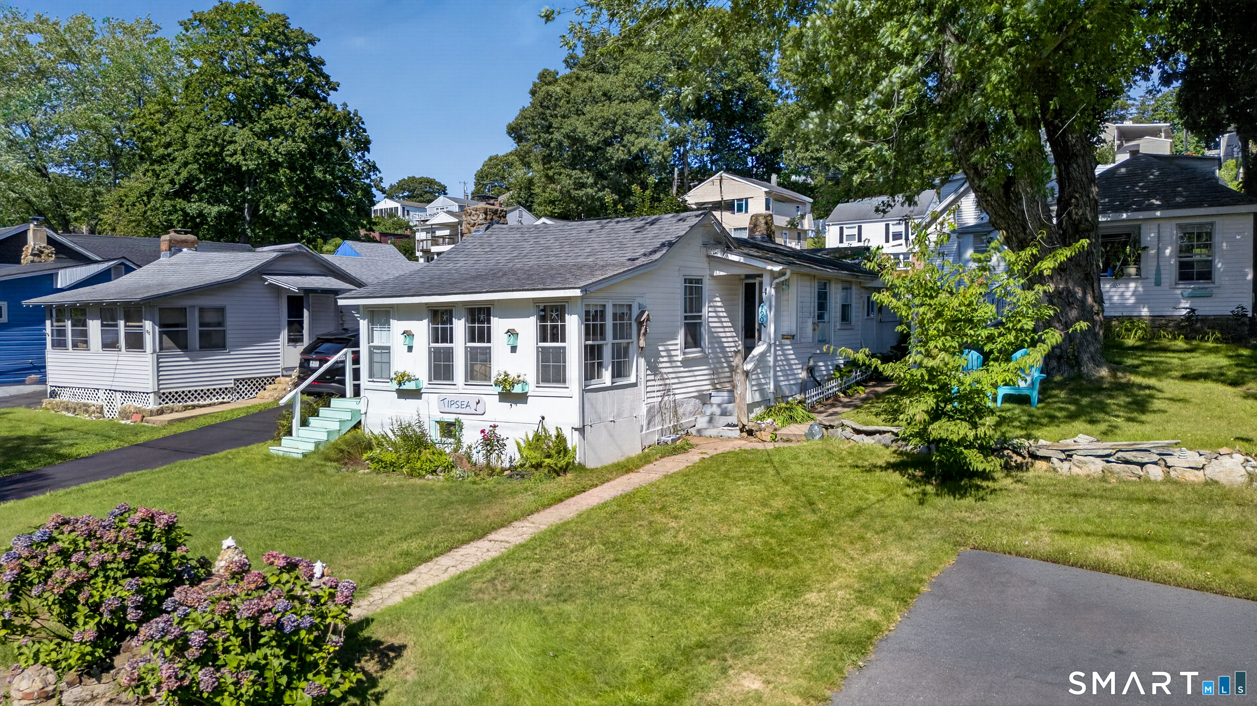 190 Giants Neck Road