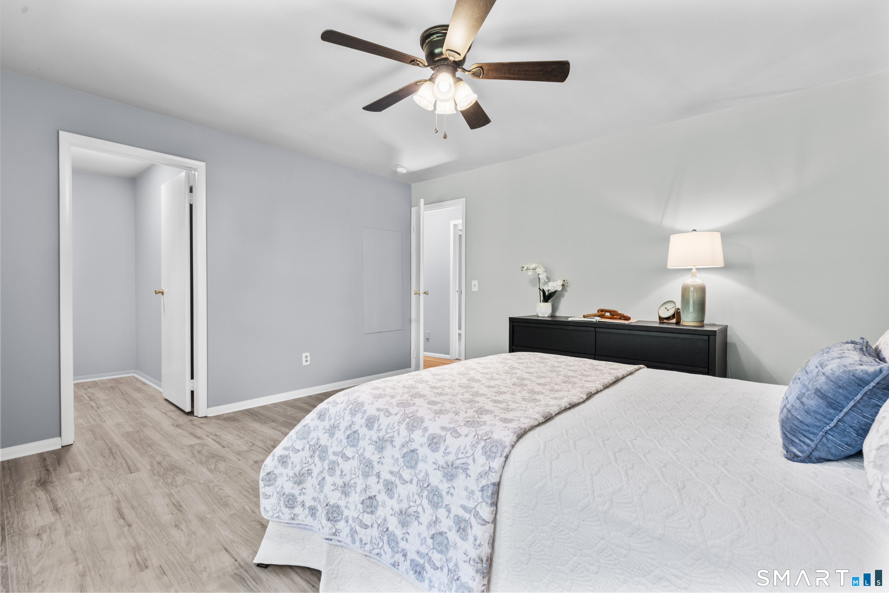 18 Hilltop Drive photo 14