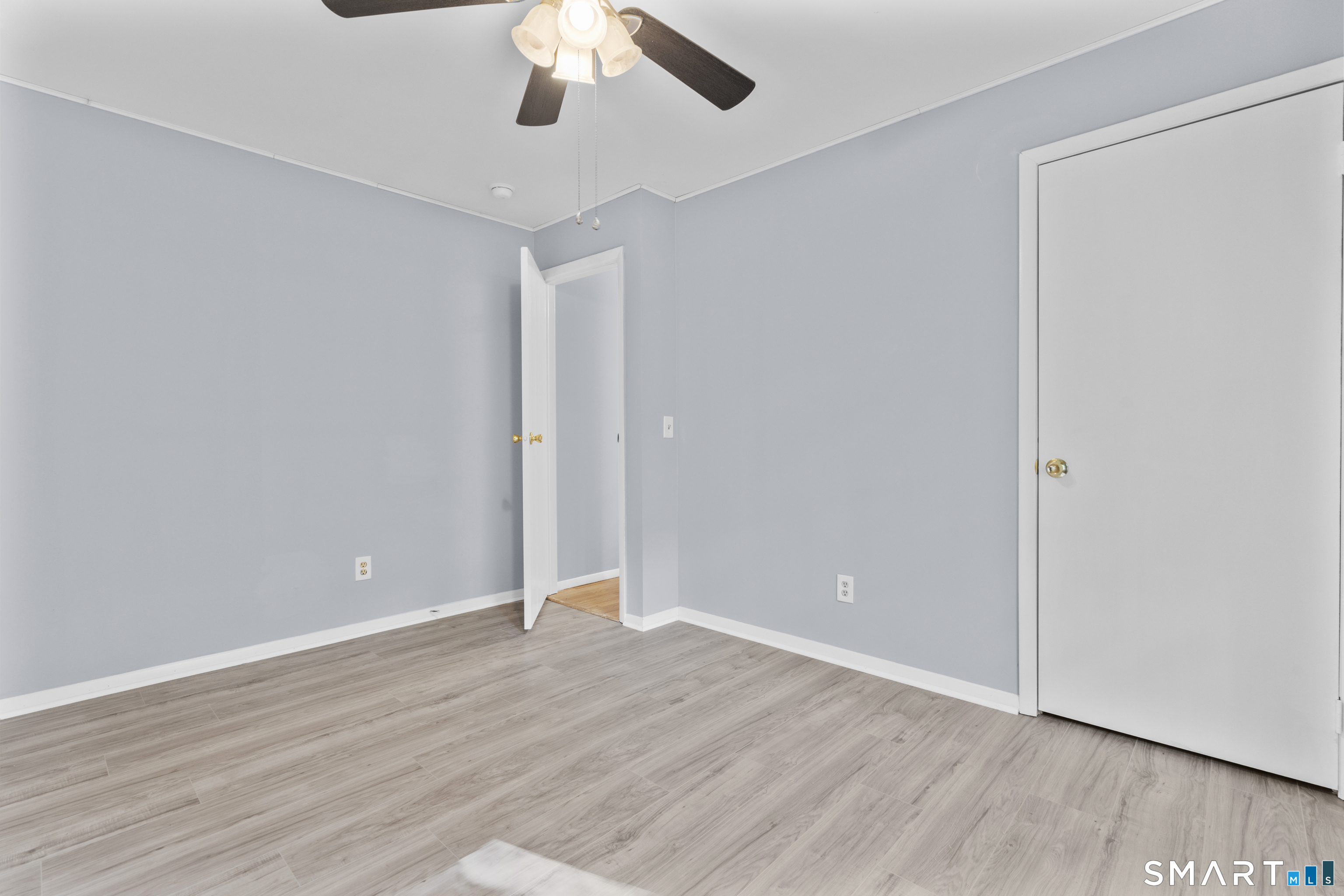 18 Hilltop Drive photo 17