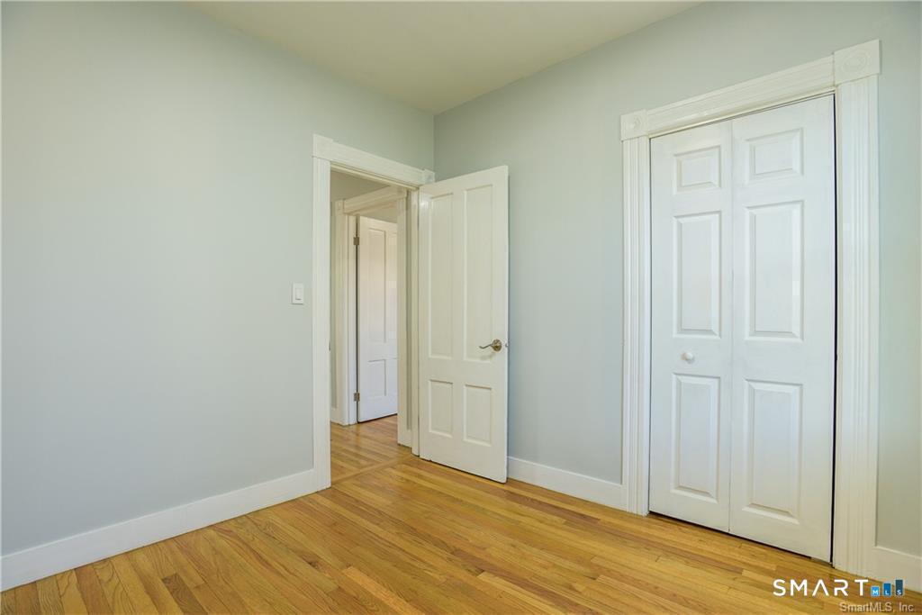 21 Bayview Avenue photo 16