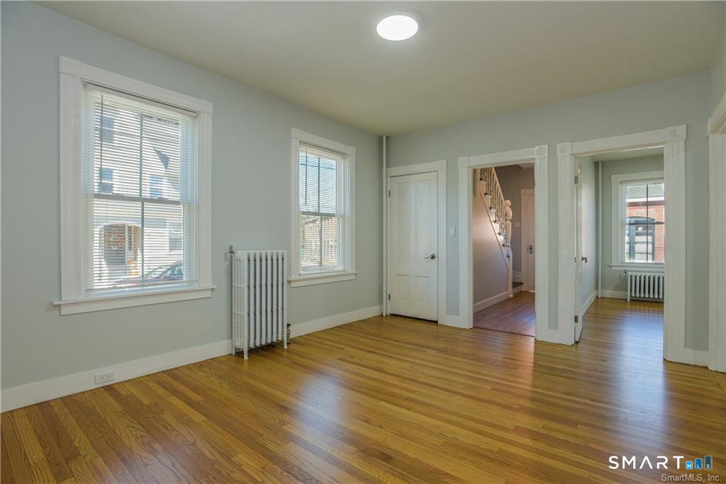 21 Bayview Avenue photo 9
