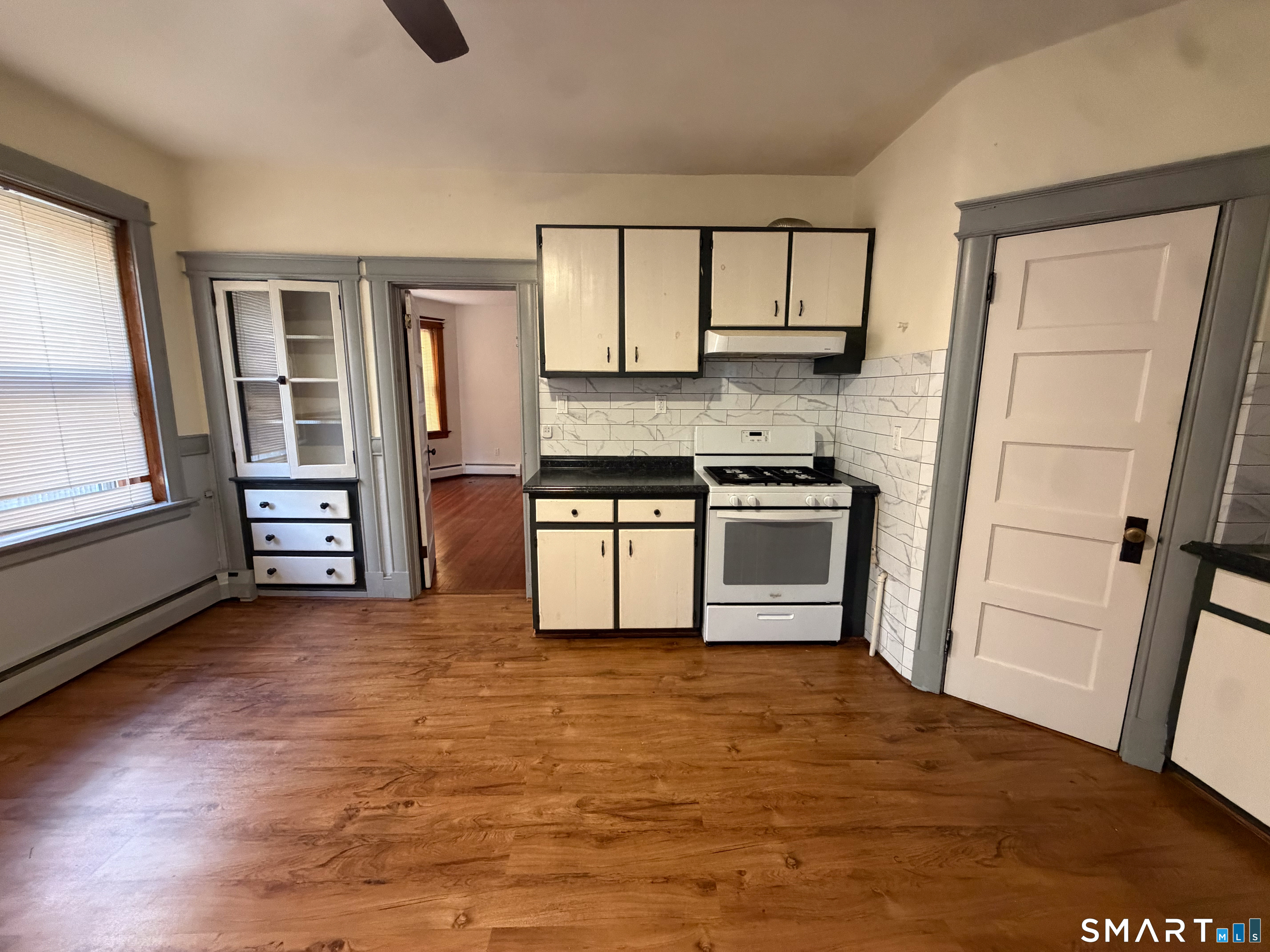 326 High Street photo 23