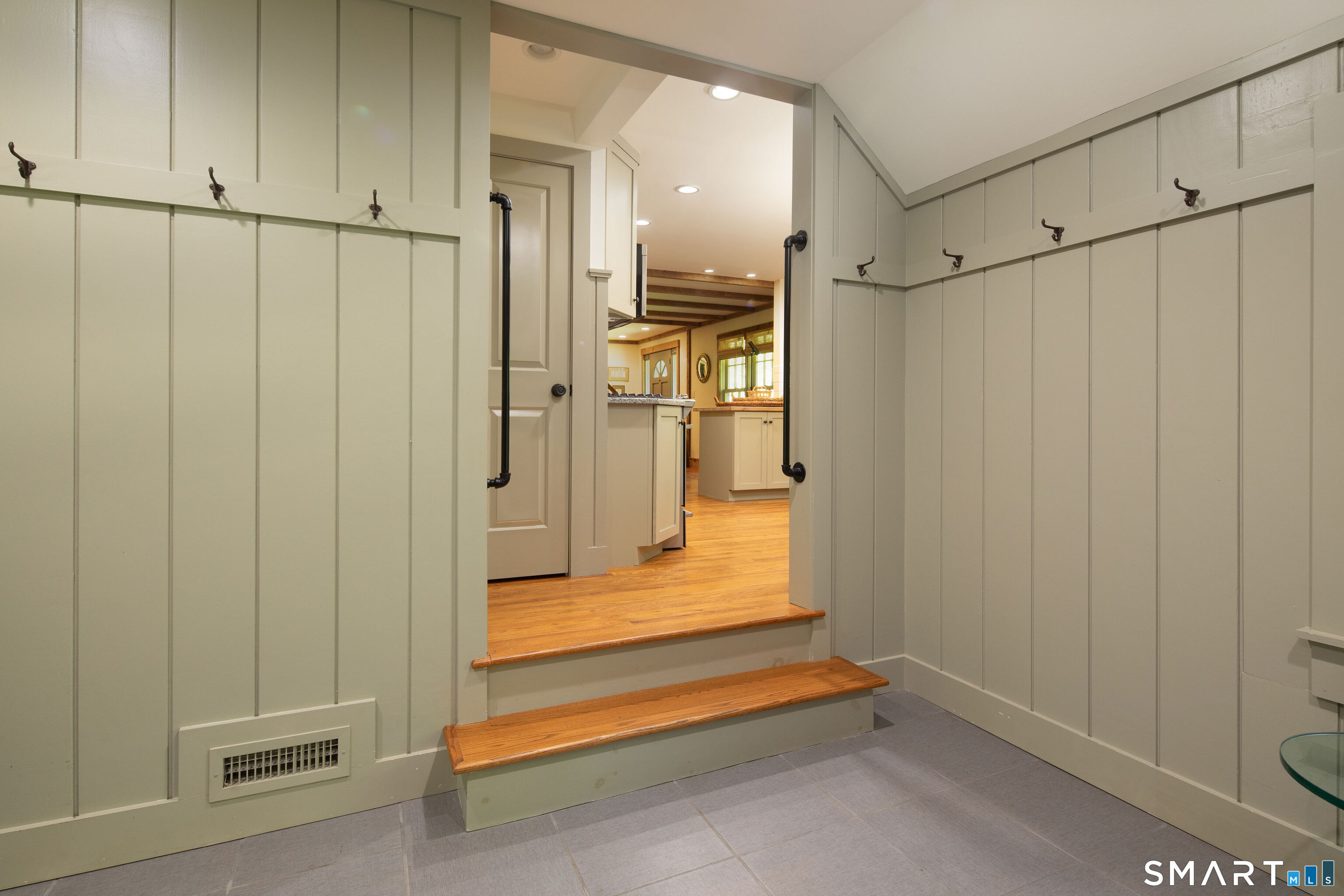 109 Cobble Road photo 8